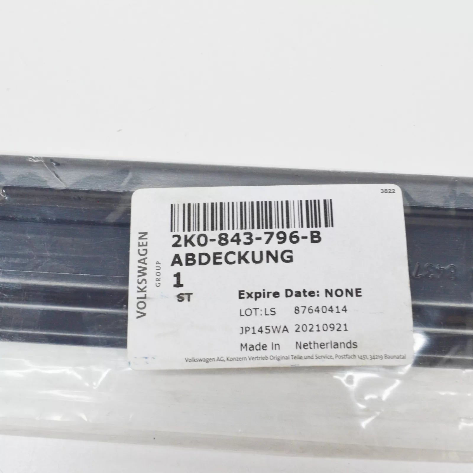 NEW VW CADDY MK3 RIGHT SLIDING DOOR RAIL COVER 2K0843796B ORIGINAL