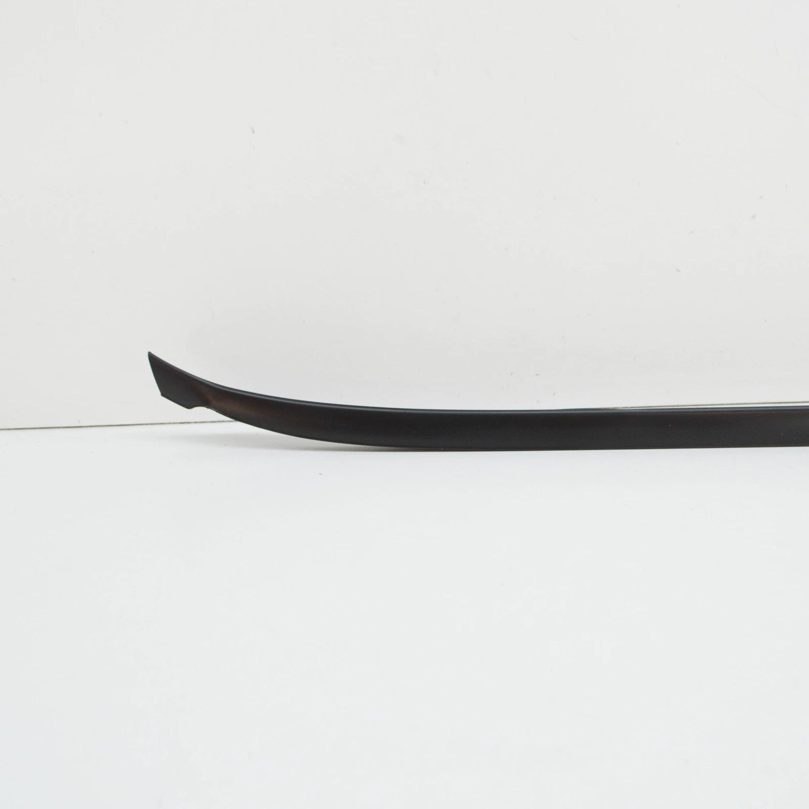 NEW VW TOUAREG 7L FRONT LEFT WINDSHIELD MOLDING 7L68543279B9 ORIGINAL