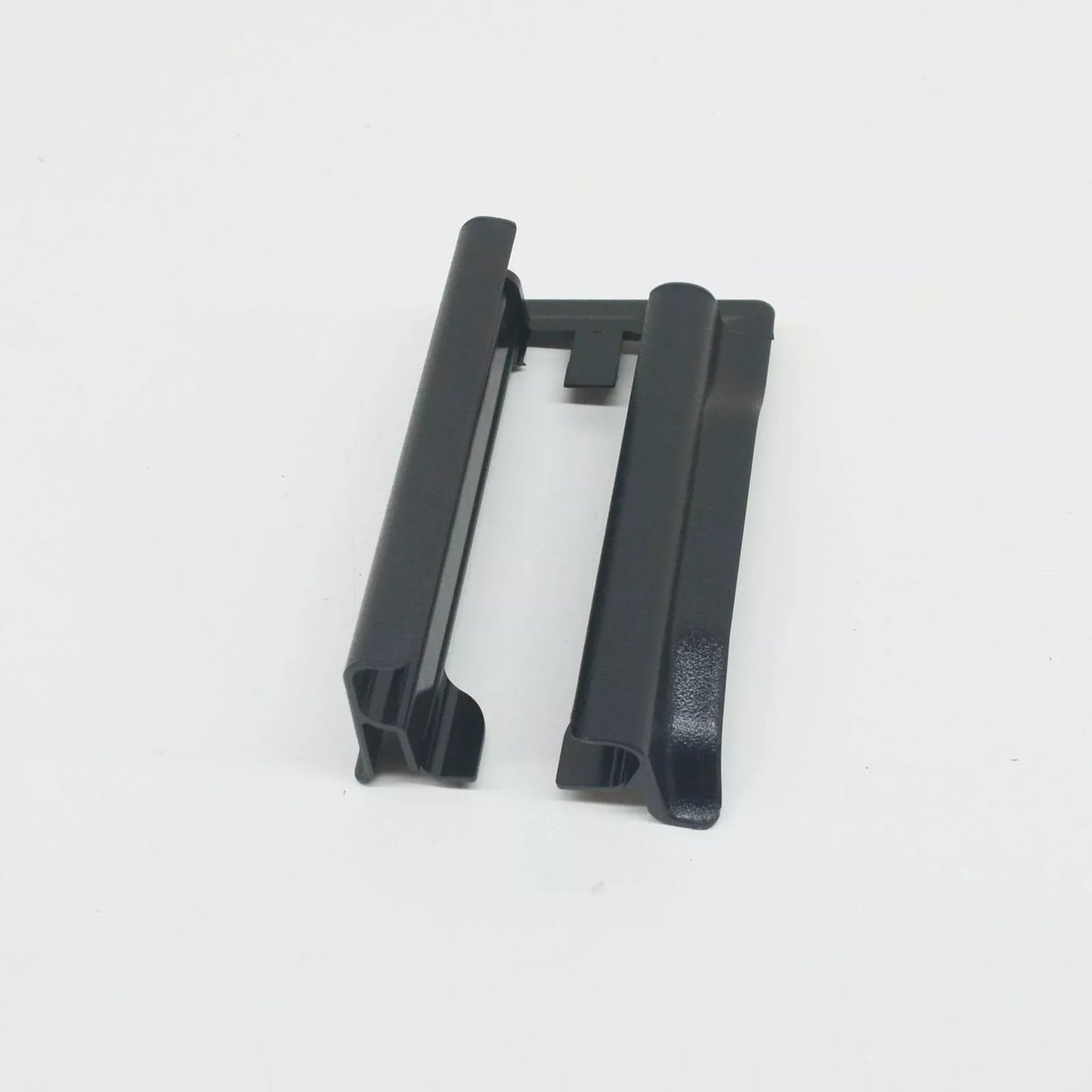 NEW MB C W203 FRONT RIGHT SEAT OUTSIDE REAR COVER CAP A20391906209051 ORIGINAL