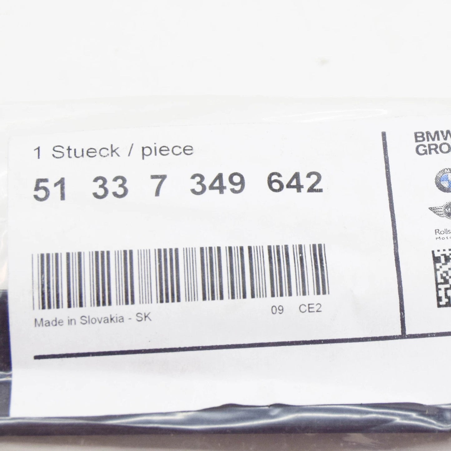 NEW BMW X1 F48 FRONT RIGHT DOOR WINDOW MOLDING 51337349642 ORIGINAL