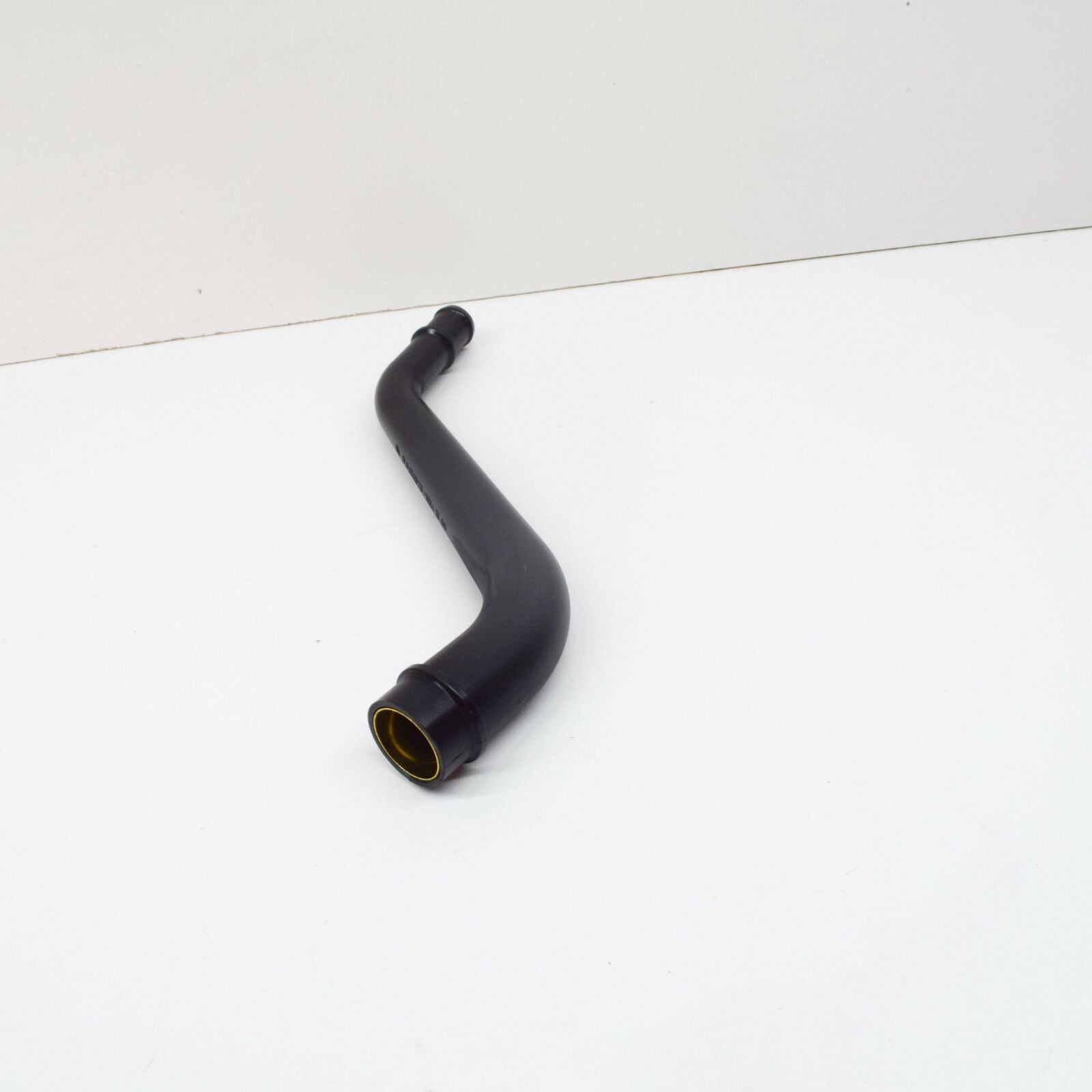 NEW VOLKSWAGEN TRANSPORTER T5 ENGINE CRANKCASE BREATHER LINE 06A103217C ORIGINAL