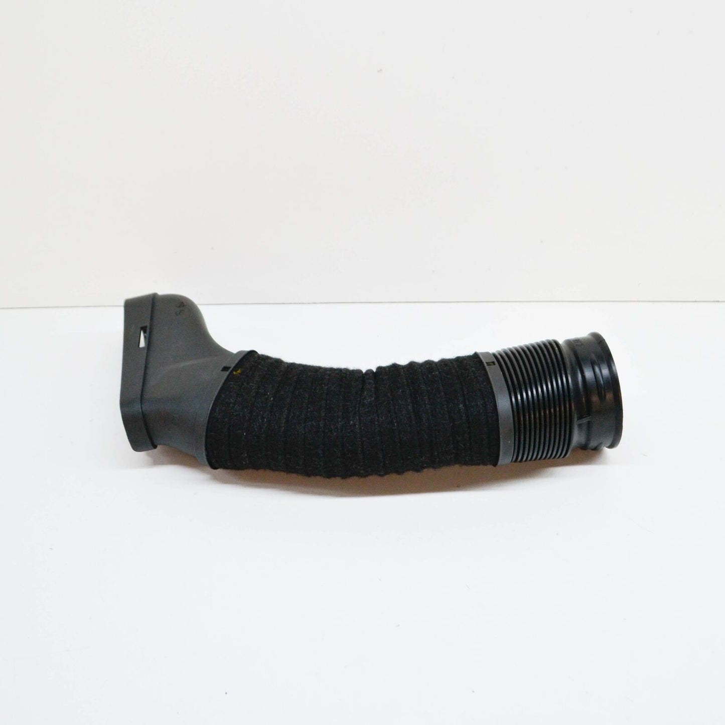 NEW MB E-CLASS W212 RIGHT AIR INTAKE HOSE A2720903682 3.5 PETROL ORIGINAL