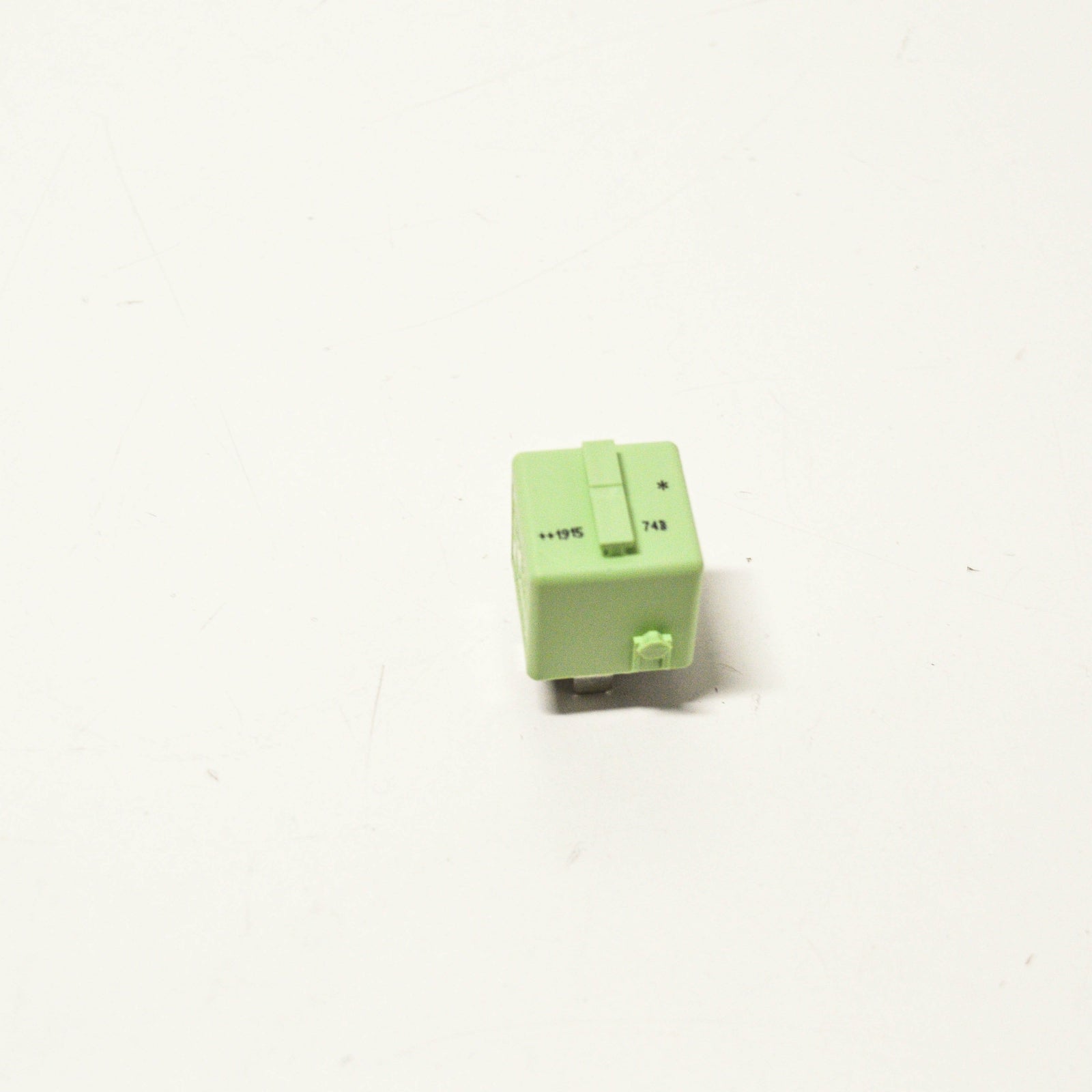 new bmw cmsp e23 e24 e28 relay make contact white green 8373700 61368373700