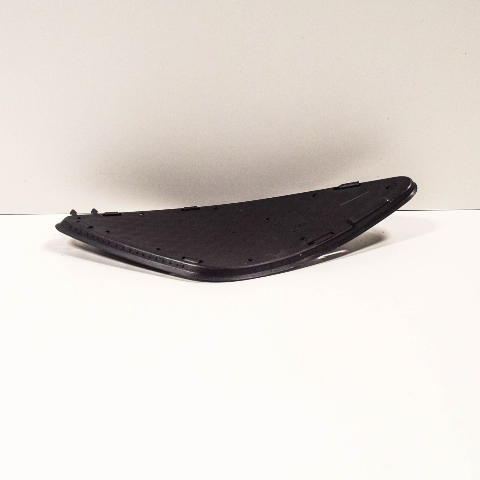 NEW MERCEDES-BENZ CLA COUPE C117 FRONT BUMPER RIGHT GRILLE A1178850422 ORIGINAL