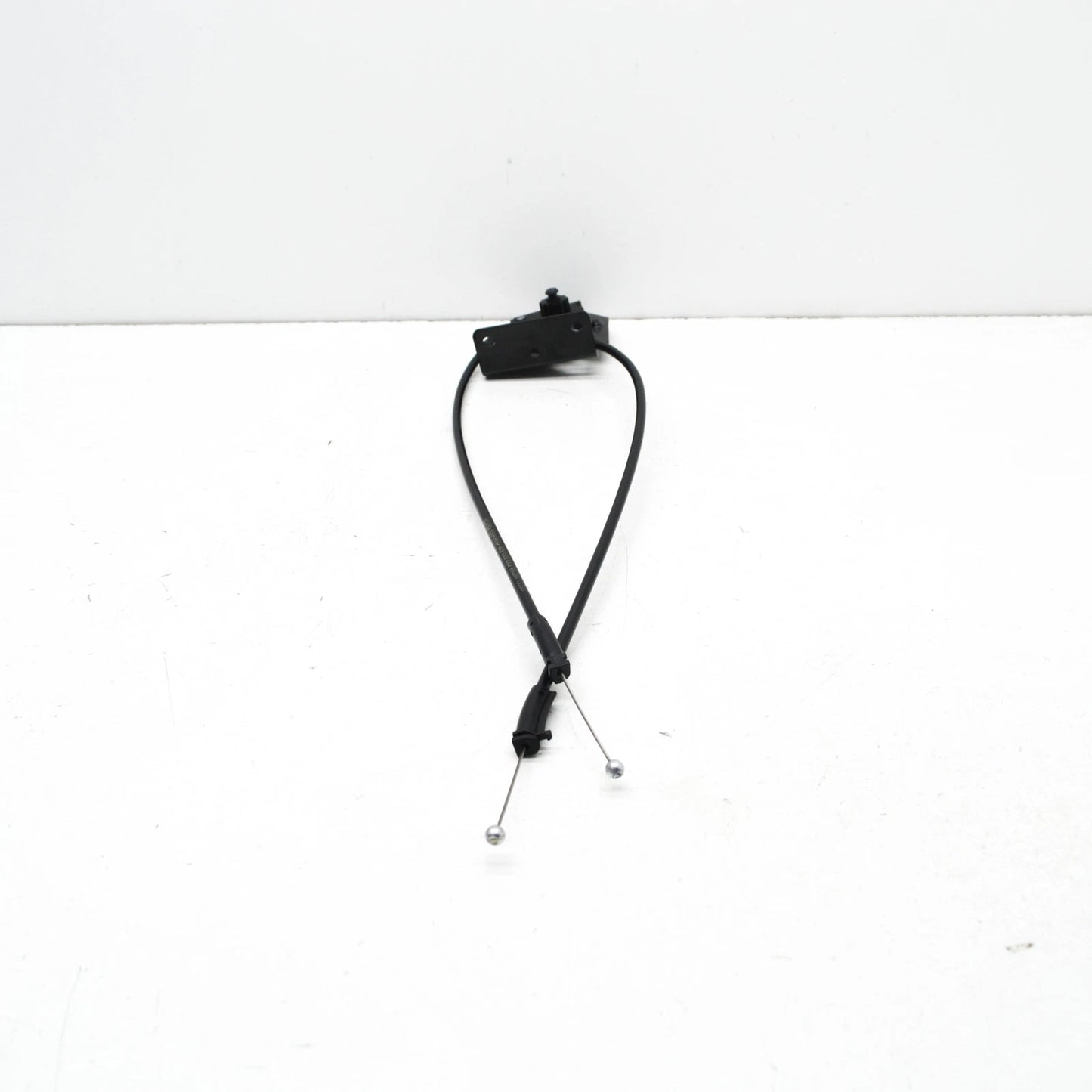 NEW AUDI A3 LIMOUSINE 8Y FRONT BONNET LOCK RELEASE CABLE 8Y0823529 ORIGINAL