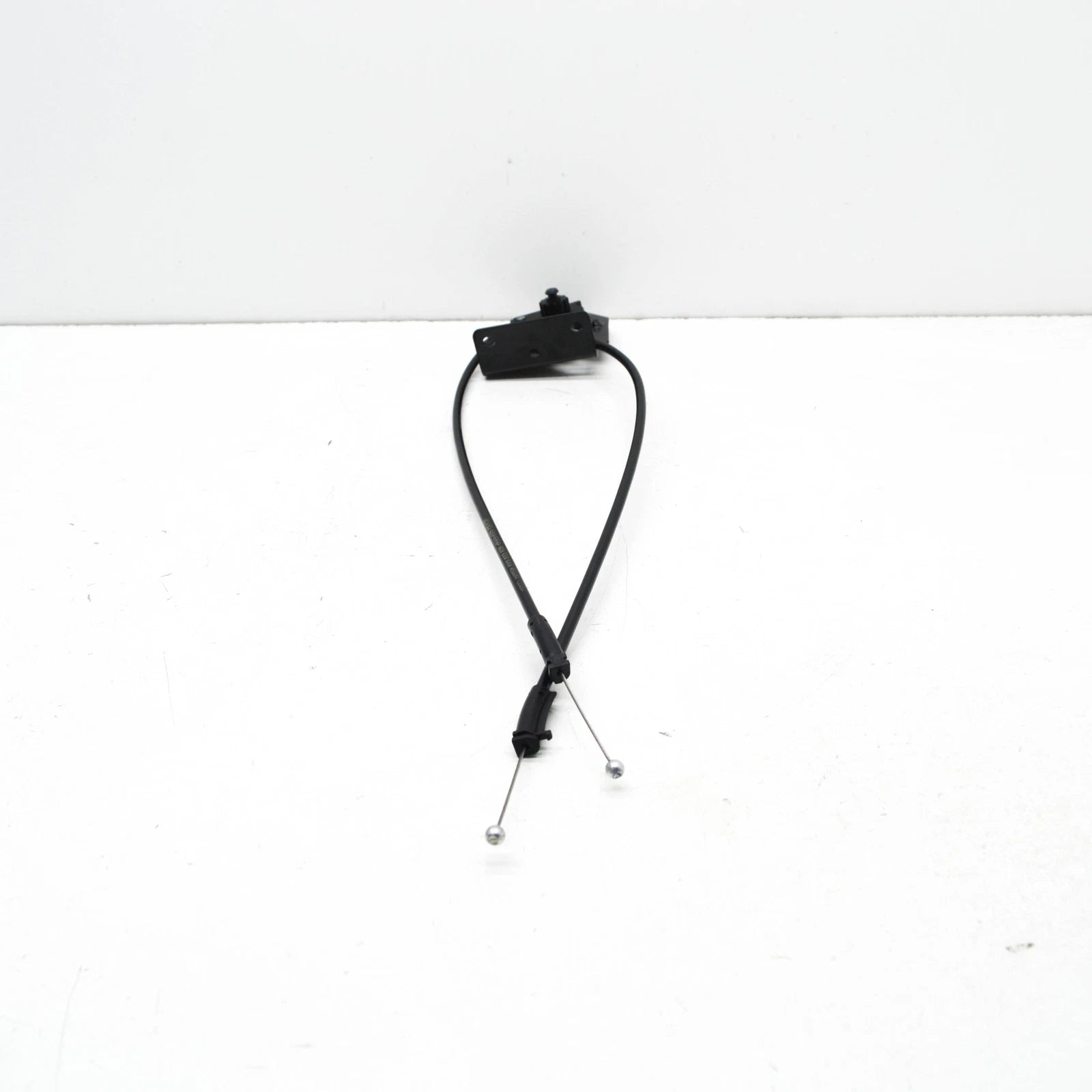 NEW AUDI A3 LIMOUSINE 8Y FRONT BONNET LOCK RELEASE CABLE 8Y0823529 ORIGINAL