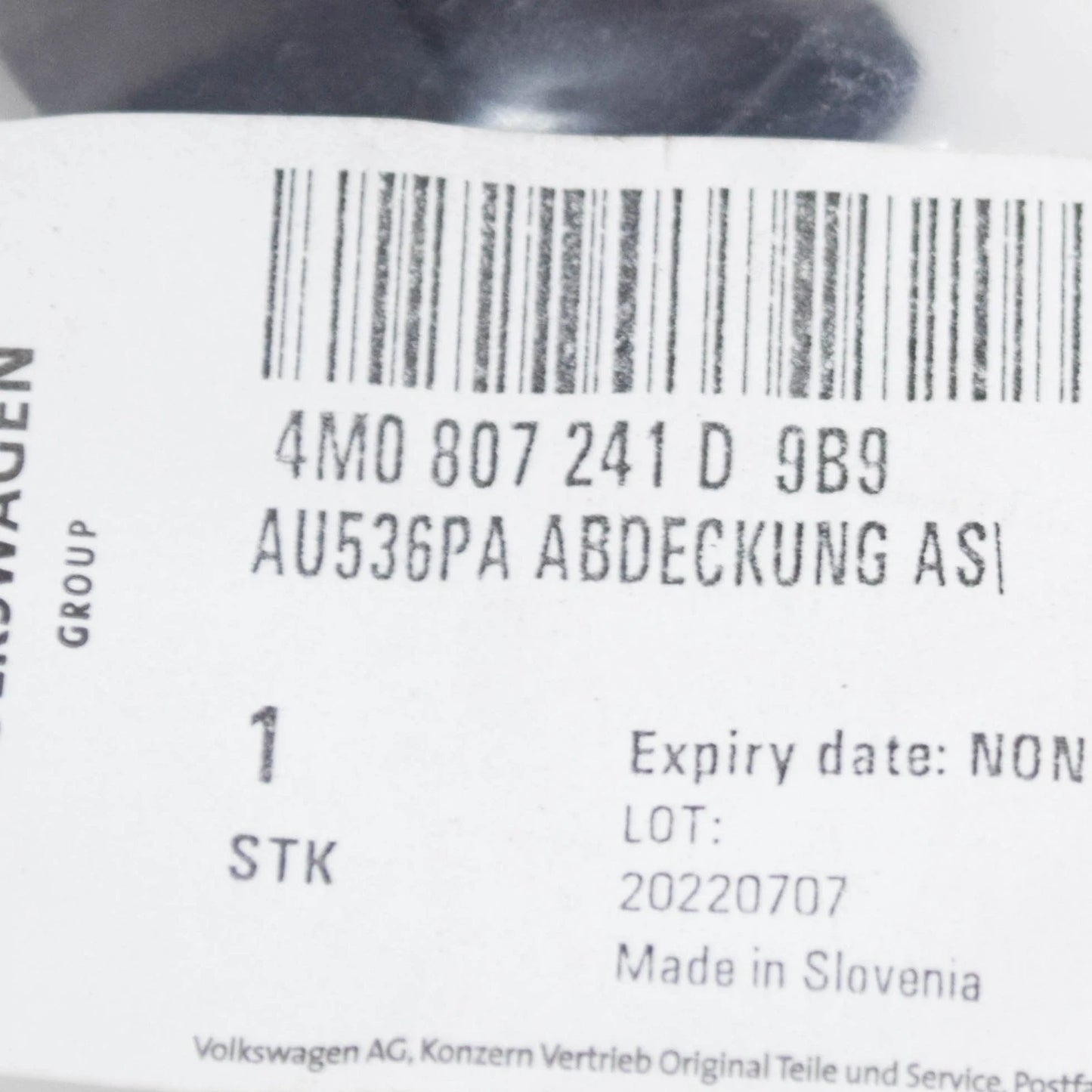 NEW AUDI Q7 4M FRONT BUMPER TOW HOOK EYE CAP COVER 4M0807241D9B9 ORIGINAL