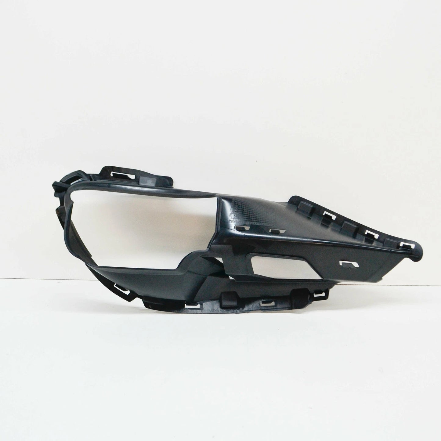 NEW MB A W176 AMG FRONT AIR DUCT GRILL RIGHT HOLDER A1768855500