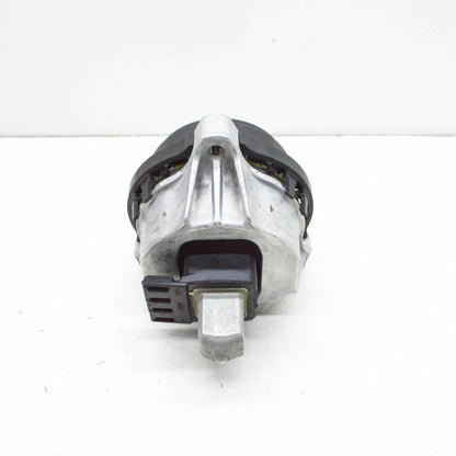 NEW BMW 5 G30 RIGHT SIDE ENGINE MOUNT 22116860464 ORIGINAL