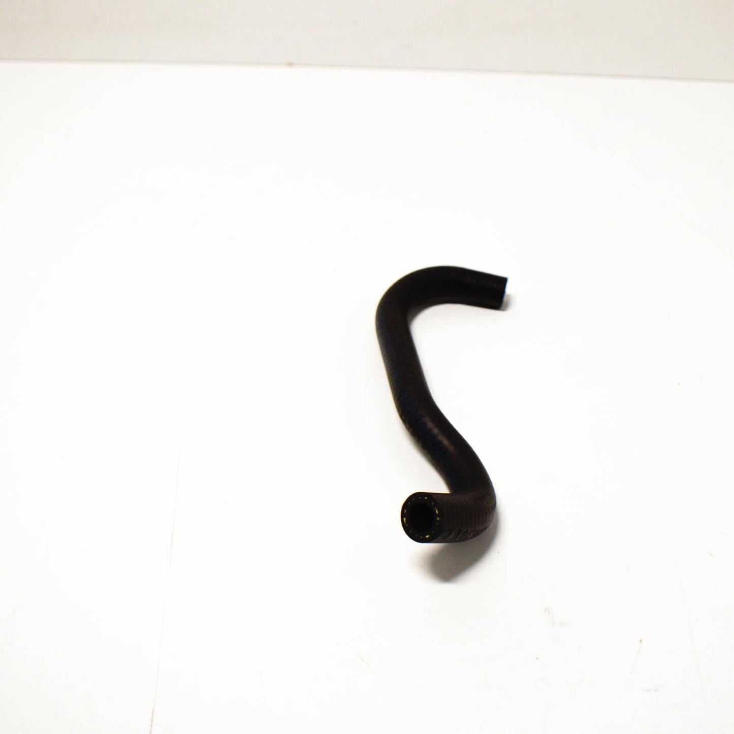 NEW MERCEDES-BENZ C-CLASS W202 FUEL PUMP HOSE PIPE A2024760227 ORIGINAL