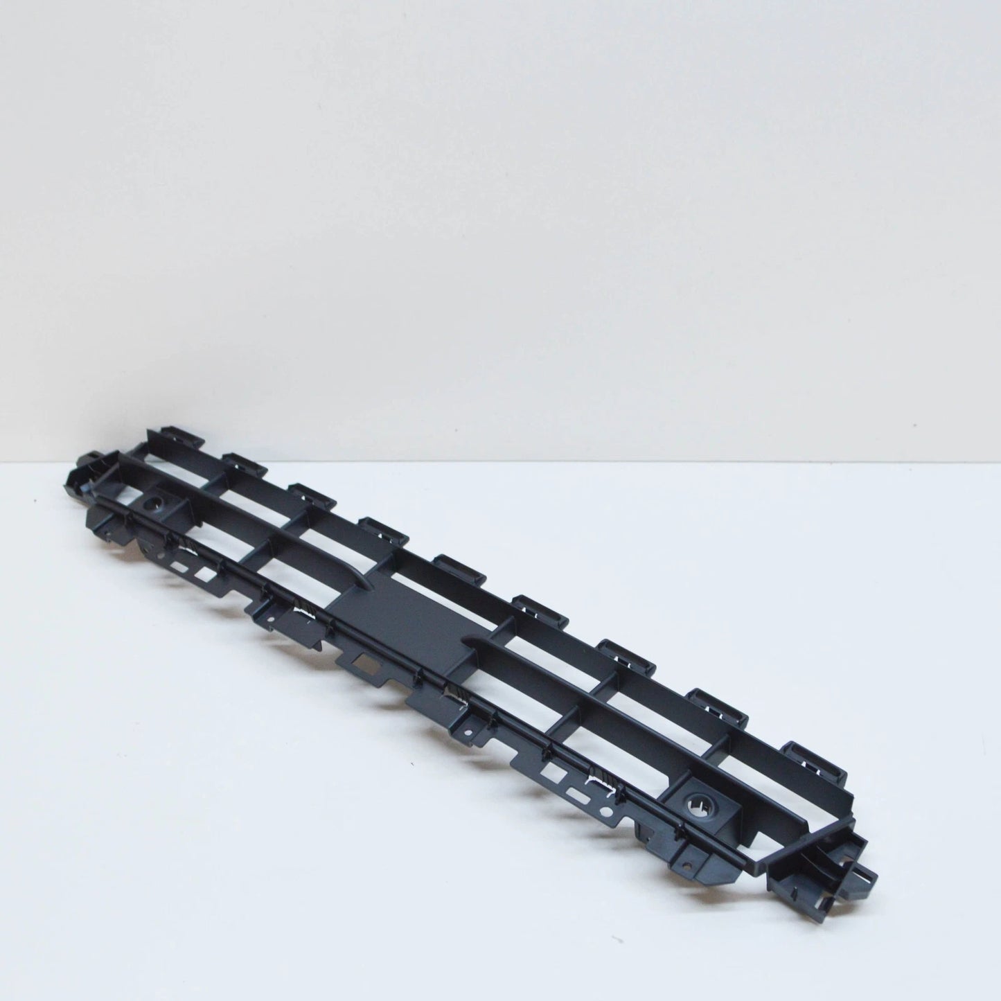 NEW AUDI Q2 GA FRONT BUMPER LOWER CENTER GRILLE 81A807647C4W3 ORIGINAL