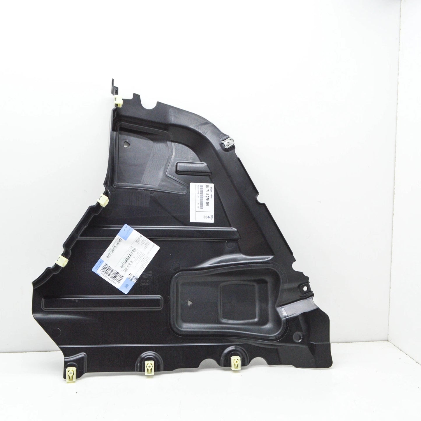 NEW BMW M8 CABRIO F91 FRONT LEFT FENDER LINER EXTENSION 51718079991 ORIGINAL