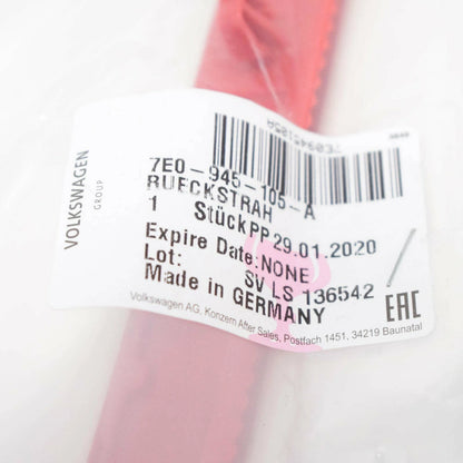 NEW VOLKSWAGEN TRANSPORTER T5 REAR LEFT LIGHT REFLECTOR 7E0945105A