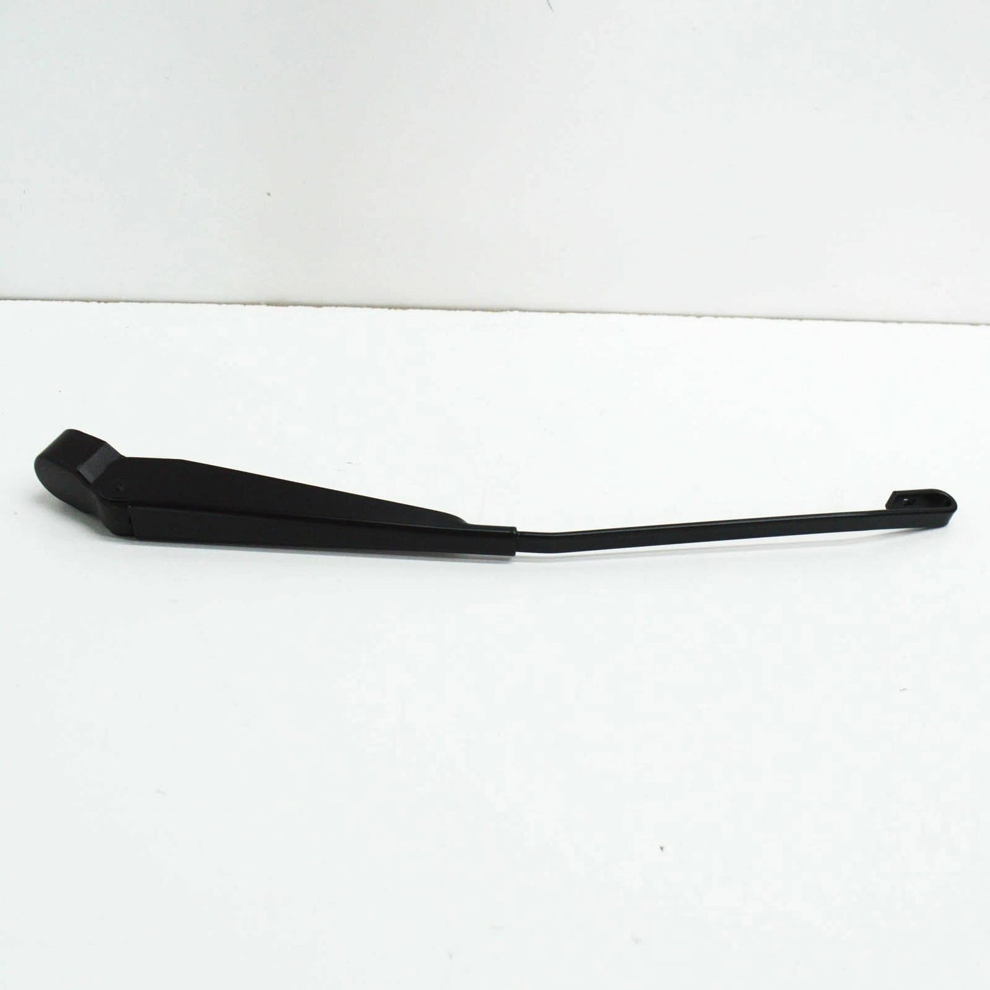 NEW MERCEDES BENZ G W463 REAR TRUNK WINDOW WIPER ARM A4638200244
