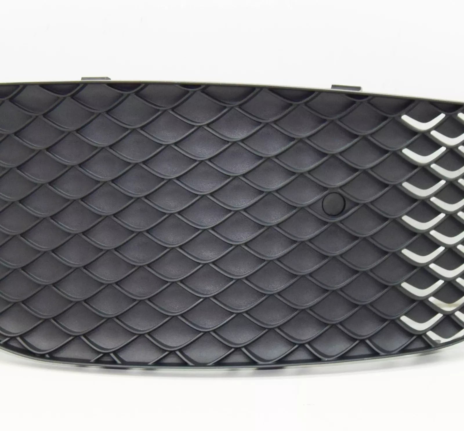 NEW MERCEDES-BENZ VITO W447 FRONT RIGHT GRILLE A44788025019051 ORIGINAL