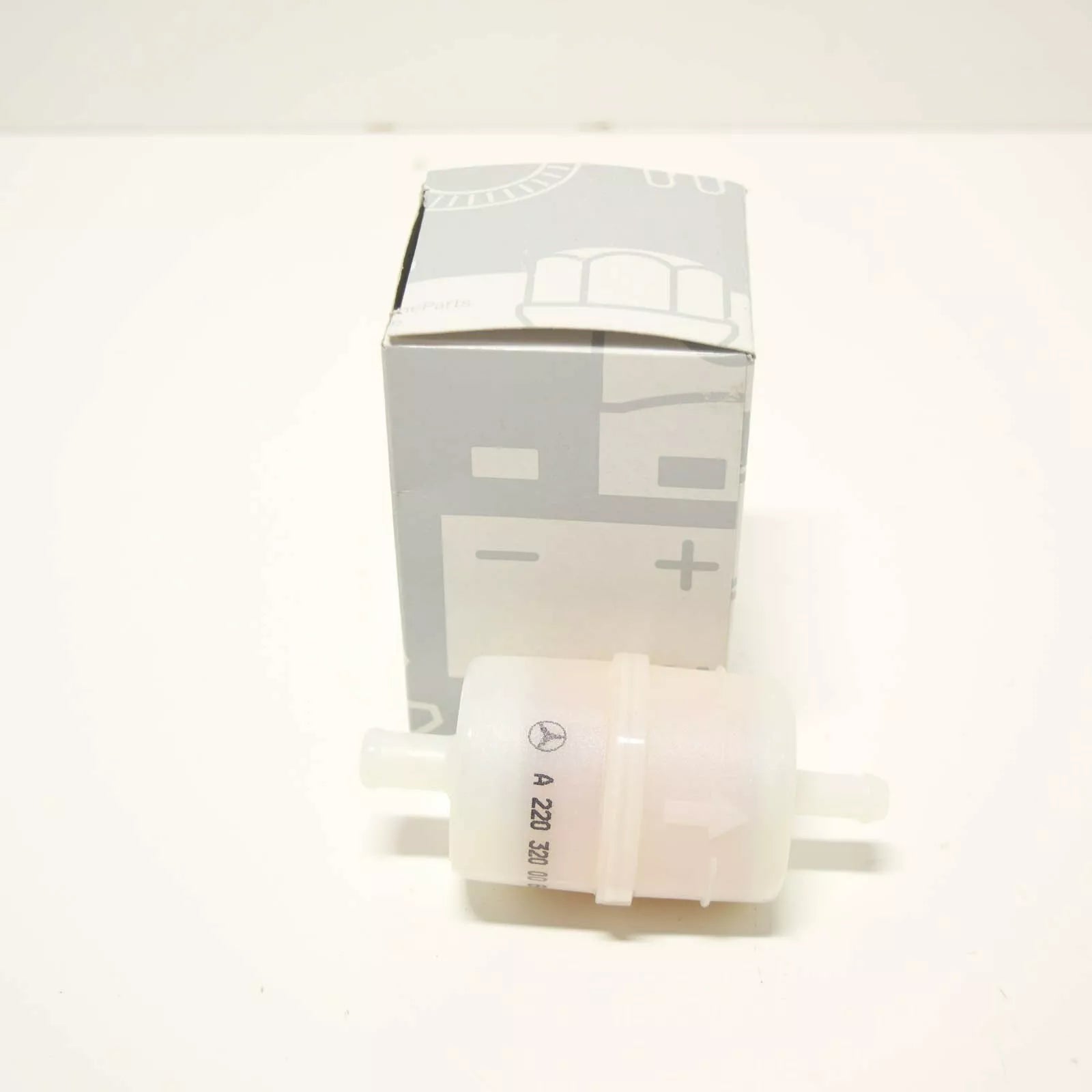 NEW MERCEDES-BENZ E-CLASS W211 AIR CLEANER FILTER A2203200069 ORIGINAL