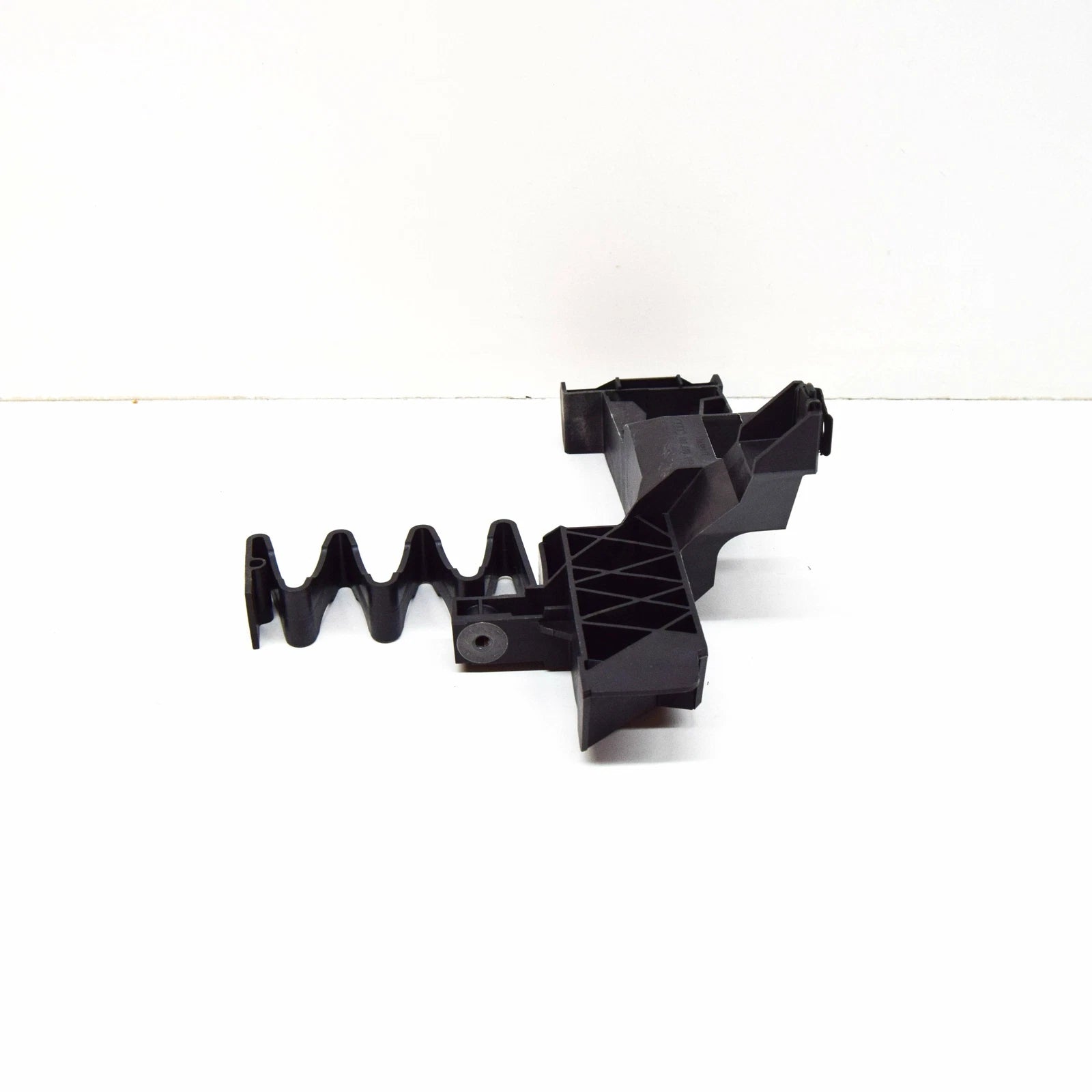 NEW AUDI A6 C8 FRONT LEFT HEADLIGHT BRACKET MOUNT 4K0805607