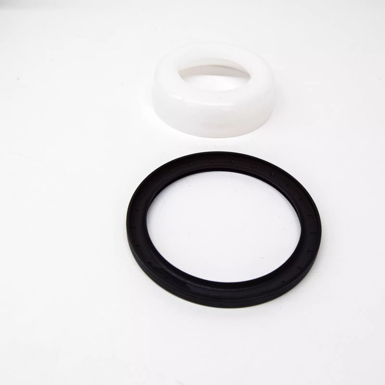 NEW BMW 1 F21 CRANKSHAFT OIL SEAL 7568263 11117568263 ORIGINAL