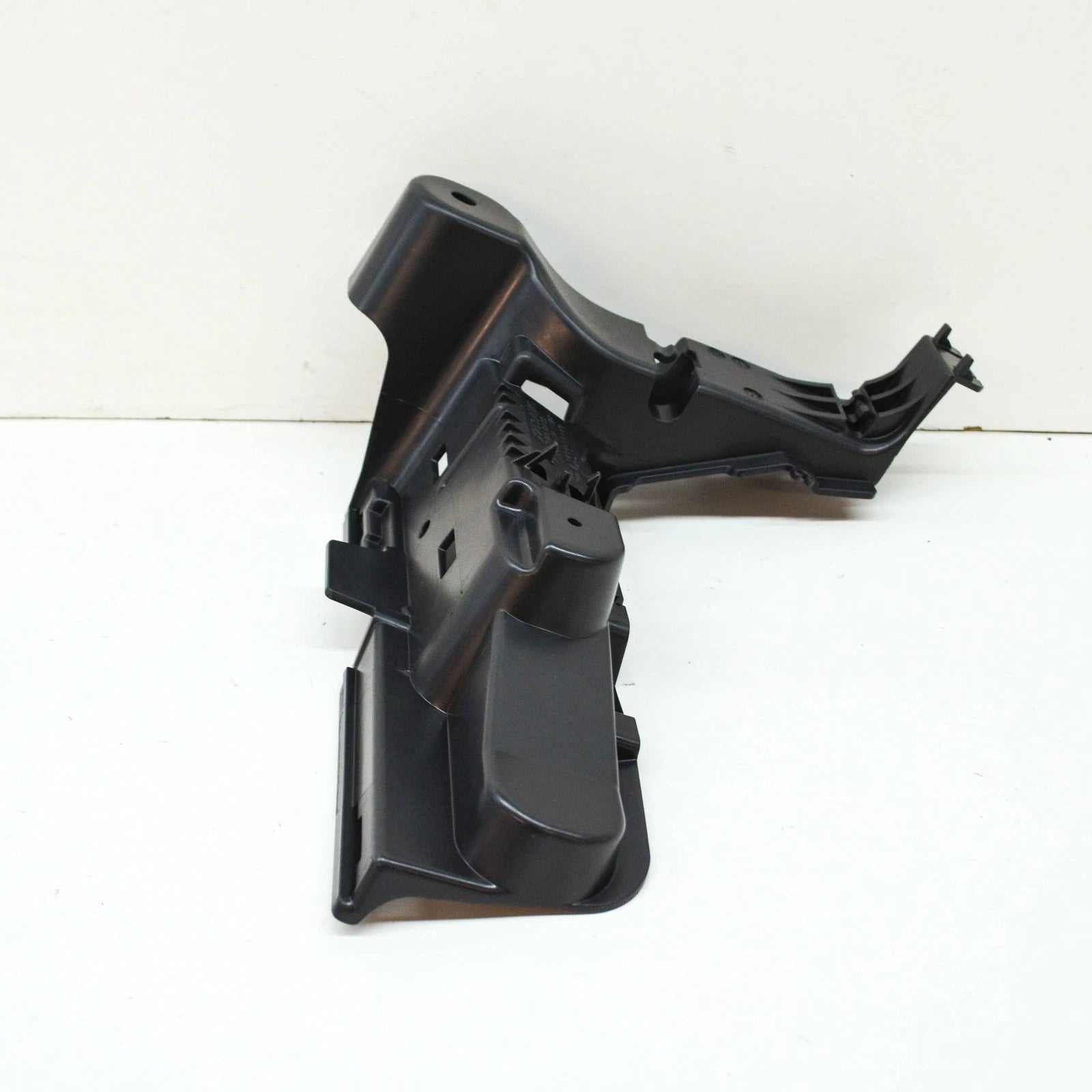 NEW MERCEDES-BENZ GLC X253 AMG REAR LEFT BUMPER BRACKET A2538858700