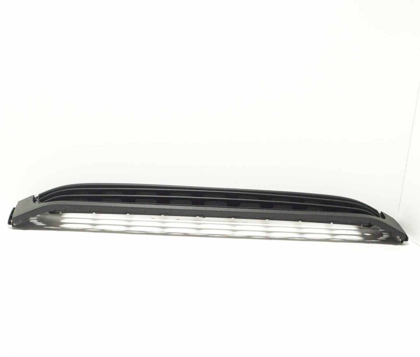 NEW VOLKSWAGEN AMAROK 2H FRONT BUMPER LOWER GRILLE 2HH8536779B9 2014