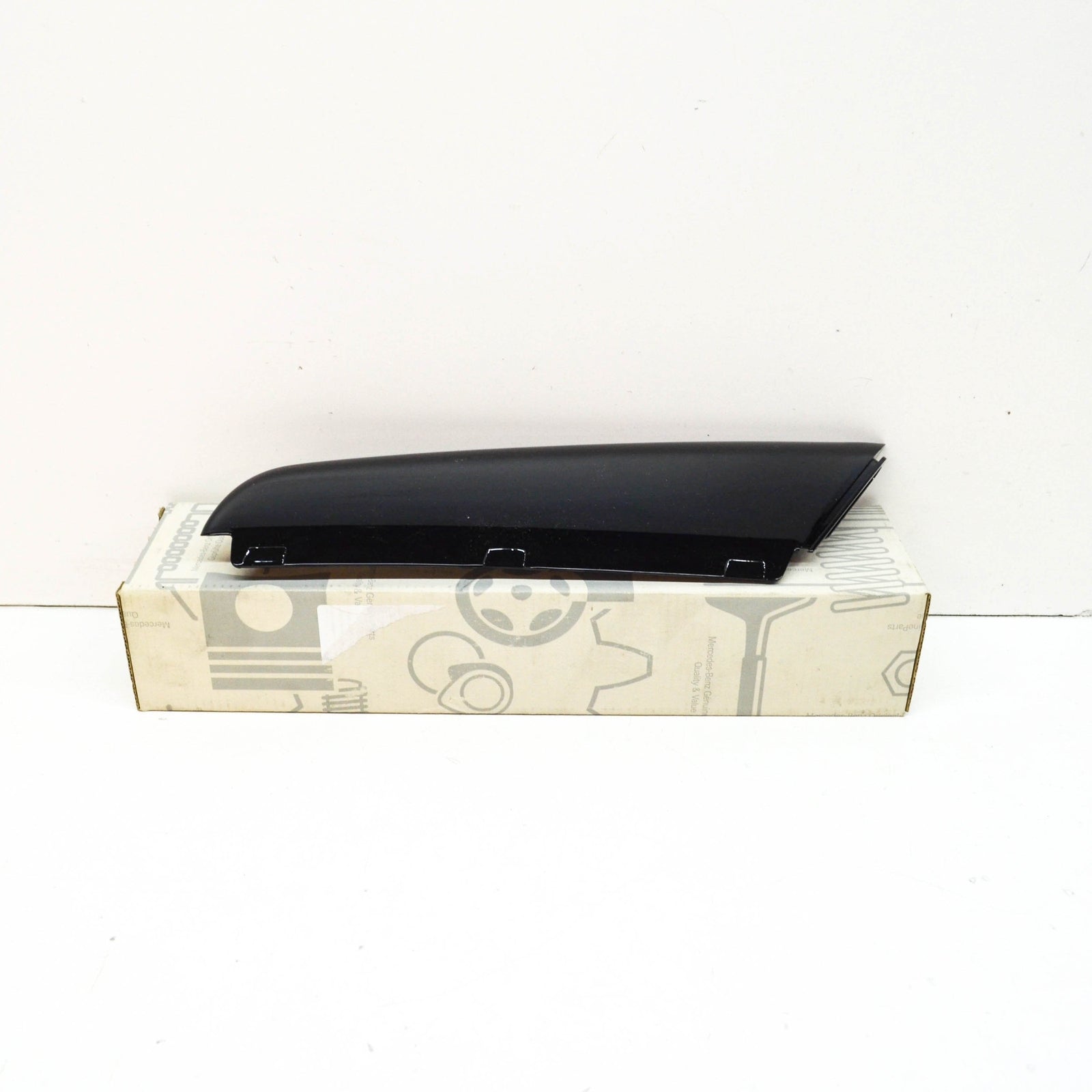 NEW MB SLK R171 FRONT BUMPER RADIATOR GRILLE LEFT TRIM A1718880173 ORIGINAL