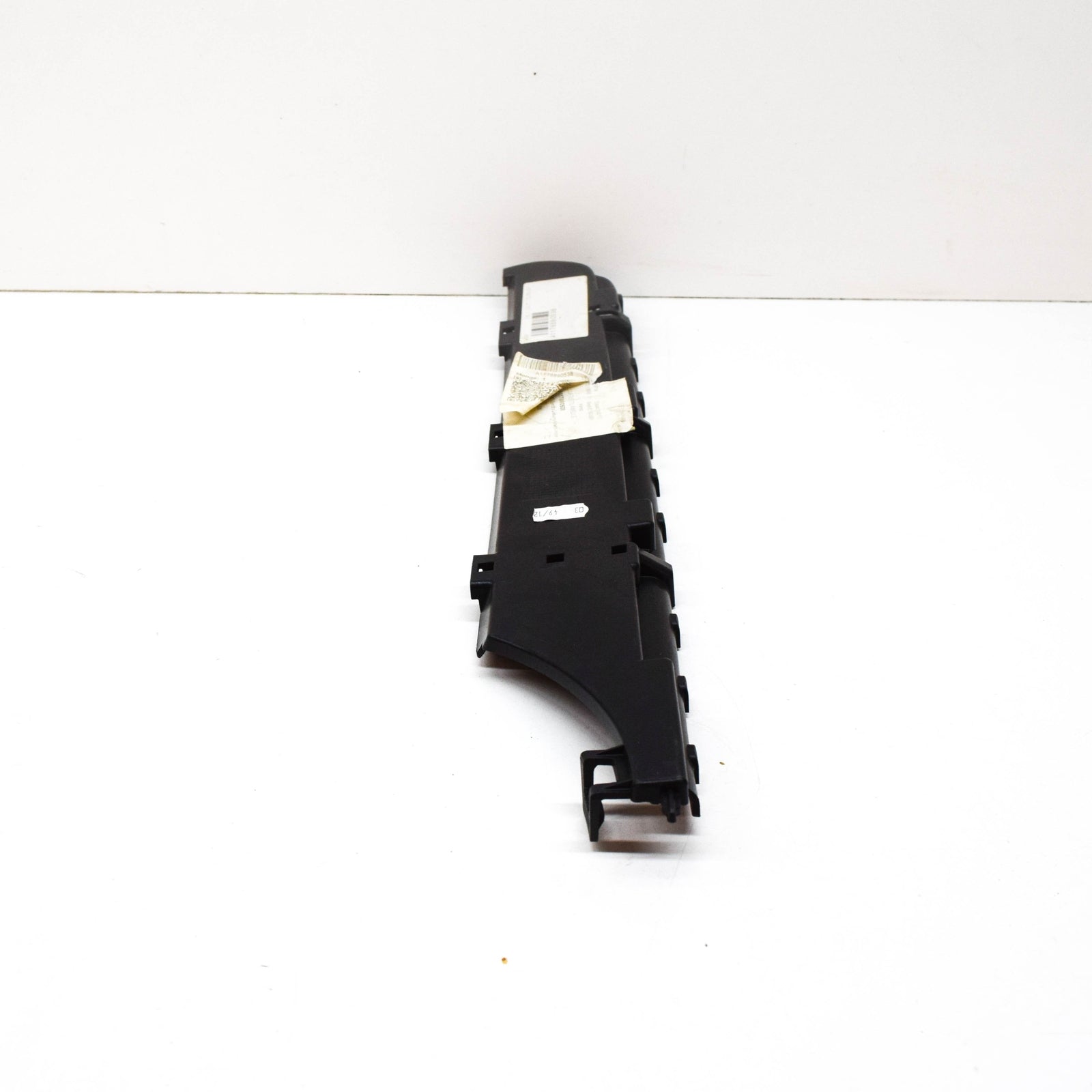 NEW MB CLA X117 FRONT RADIATOR GRILLE TOP LEFT AIR DEFLECTOR A1178880538