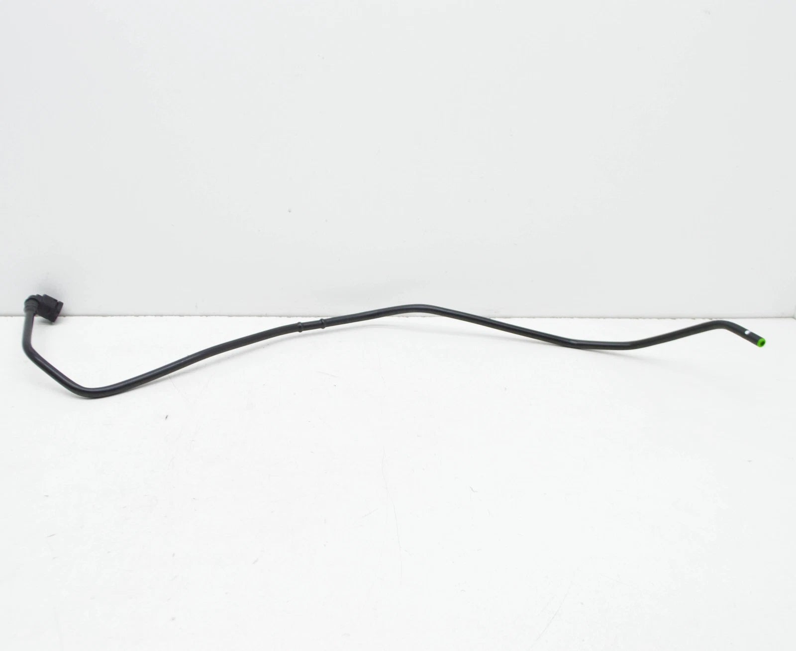 NEW BMW 5 F10 ENGINE COOLANT HOSE LINE 2284337 17122284337 ORIGINAL