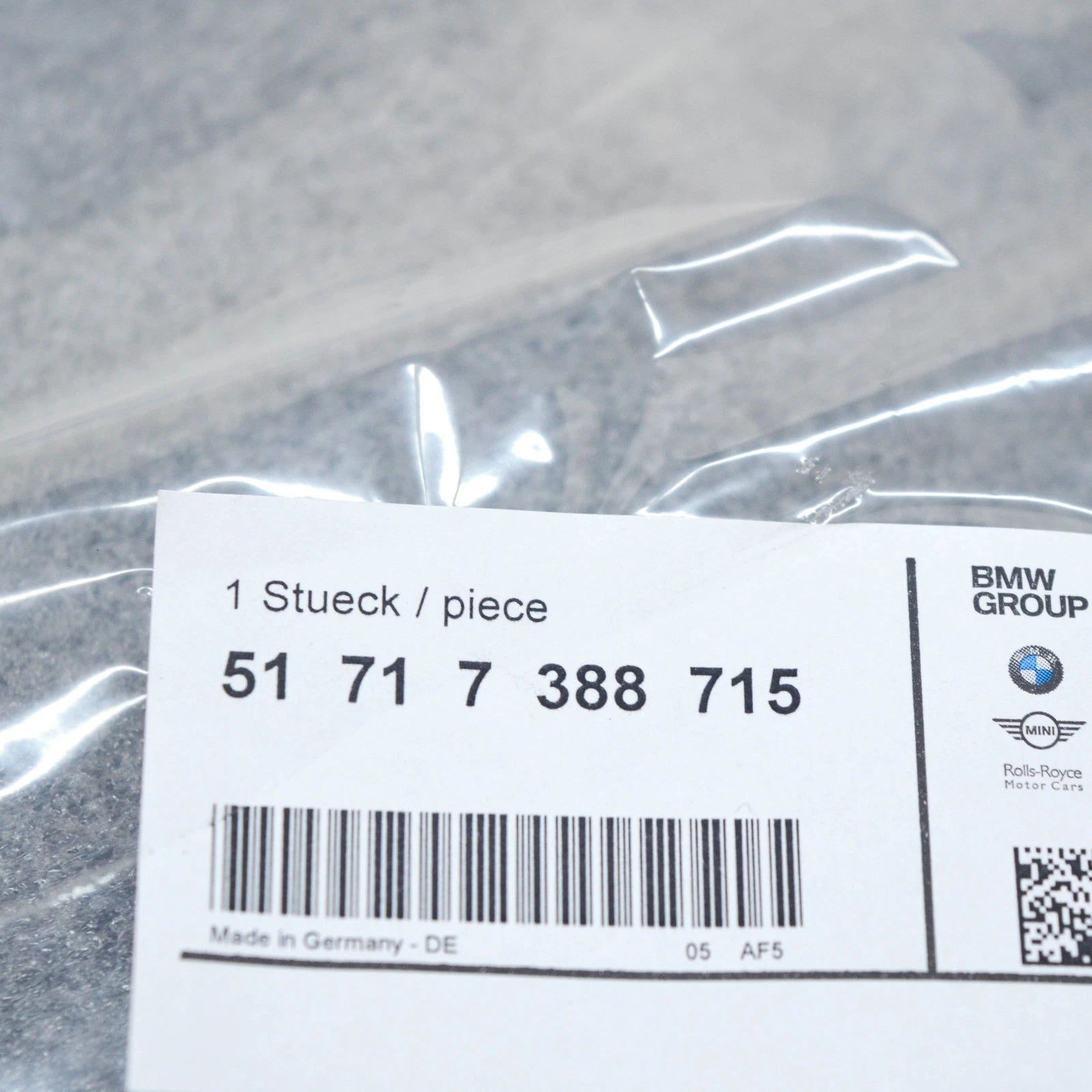 NEW BMW 5 G30 FRONT LEFT SIDE UPPER WINDSHIELD TRIM COVER 51717388715 ORIGINAL