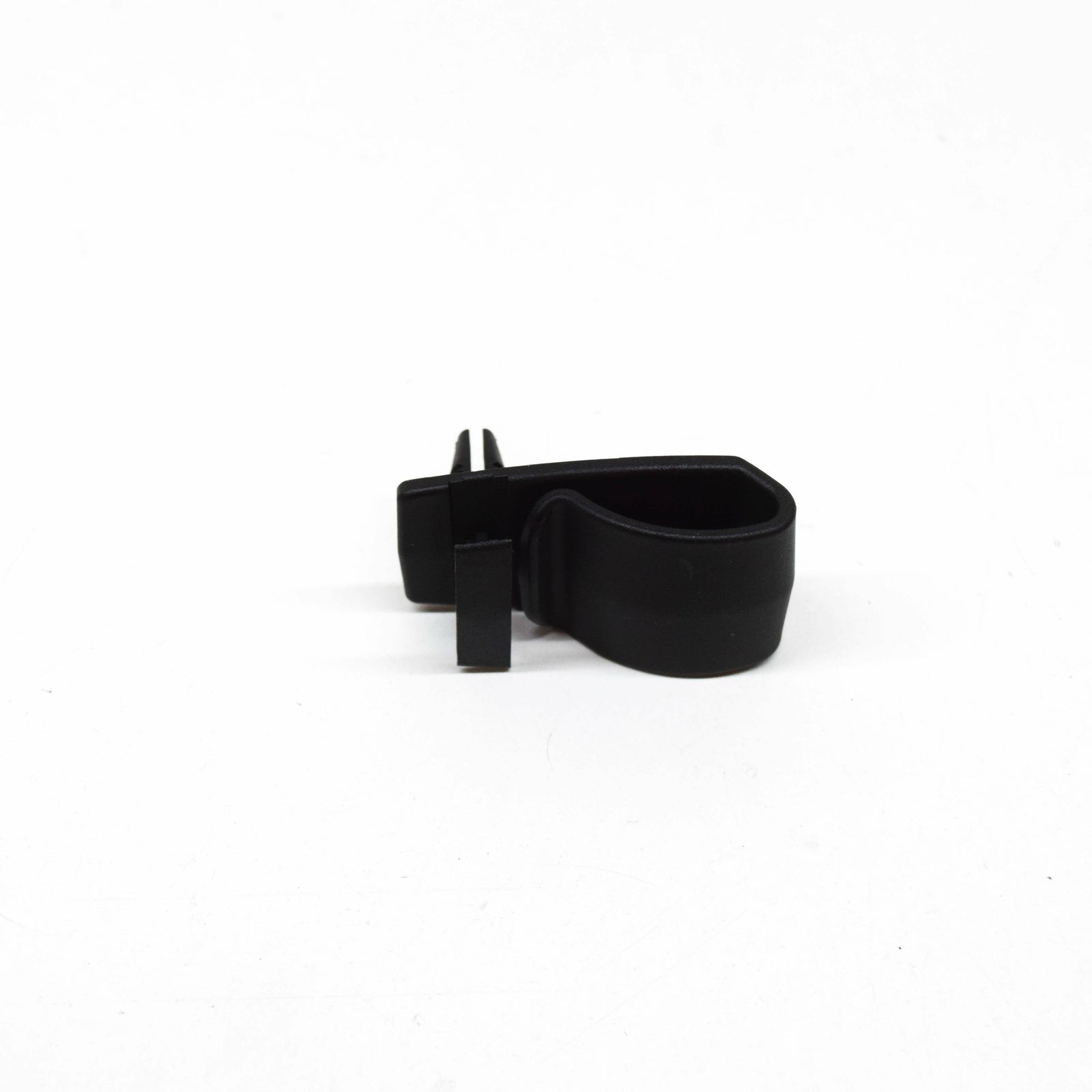 new mercedes-benz c w204 luggage compartment bracket clip a2046930014 original