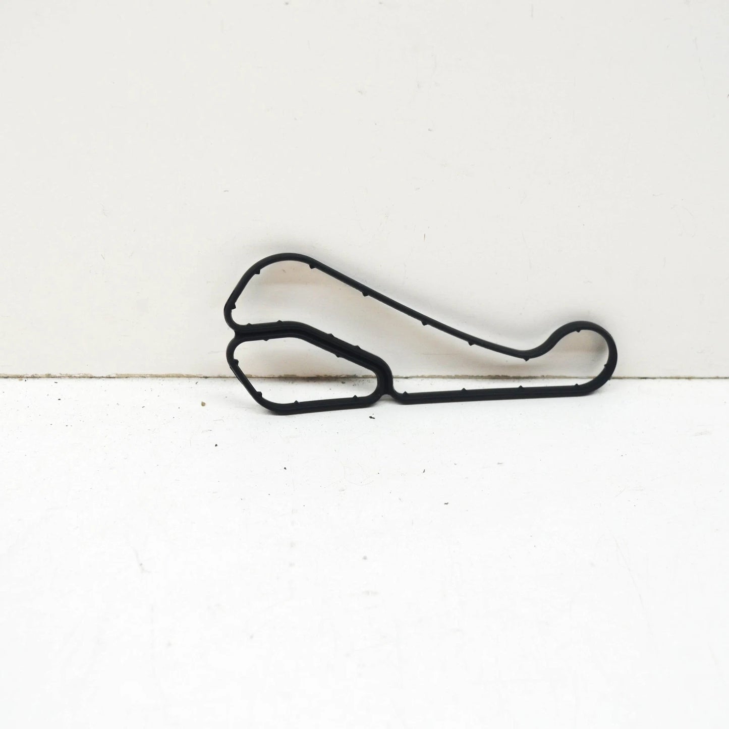 NEW BMW X6 E71 3.0D 155KW GASKET ENGINE OIL COOLER 11428637820 ORIGINAL