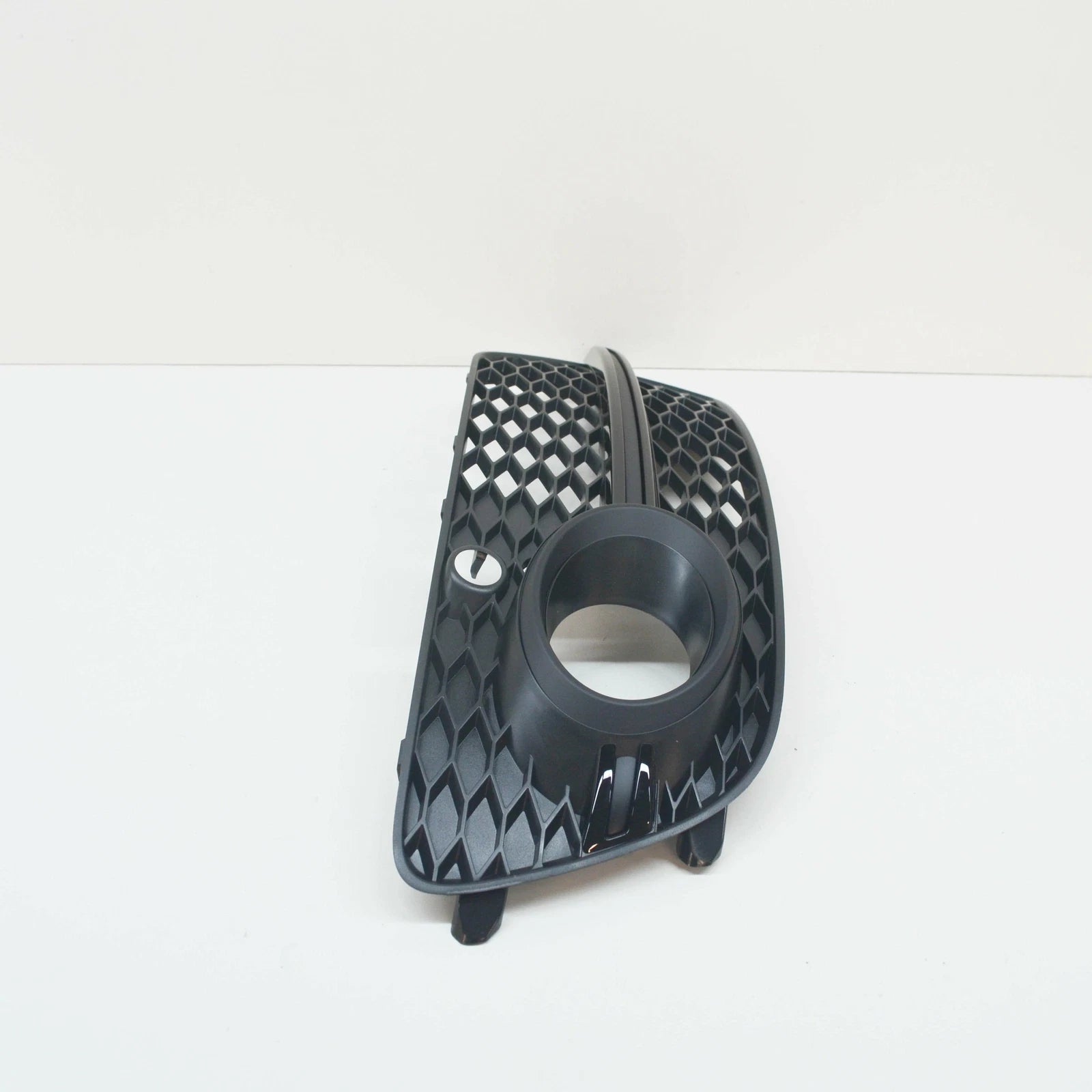 NEW AUDI Q5 8R LEFT FOG LIGHT GRILLE S-LINE 8R0807681SZDE 2015