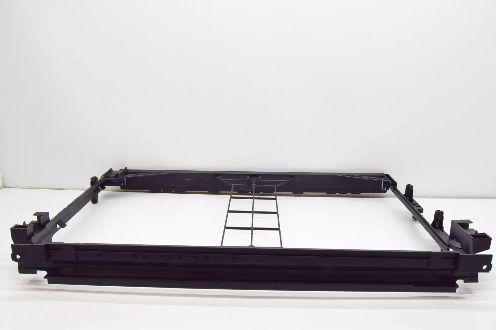 NEW MERCEDES-BENZ E W213 ENGINE RADIATOR SUPPORT FRAME A0995050341 ORIGINAL