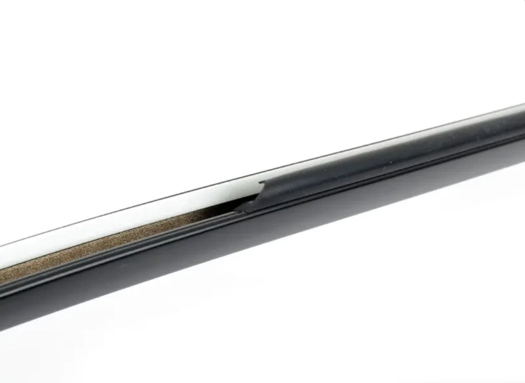 NEW BMW 7 E38 RIGHT ROOF MOULDING 8208402 51138208402 ORIGINAL