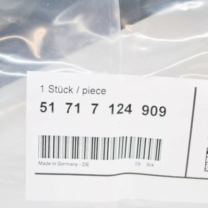 NEW BMW 6 E63 REAR LEFT WATER CHANNEL COVER 51717124909 7124909 ORIGINAL