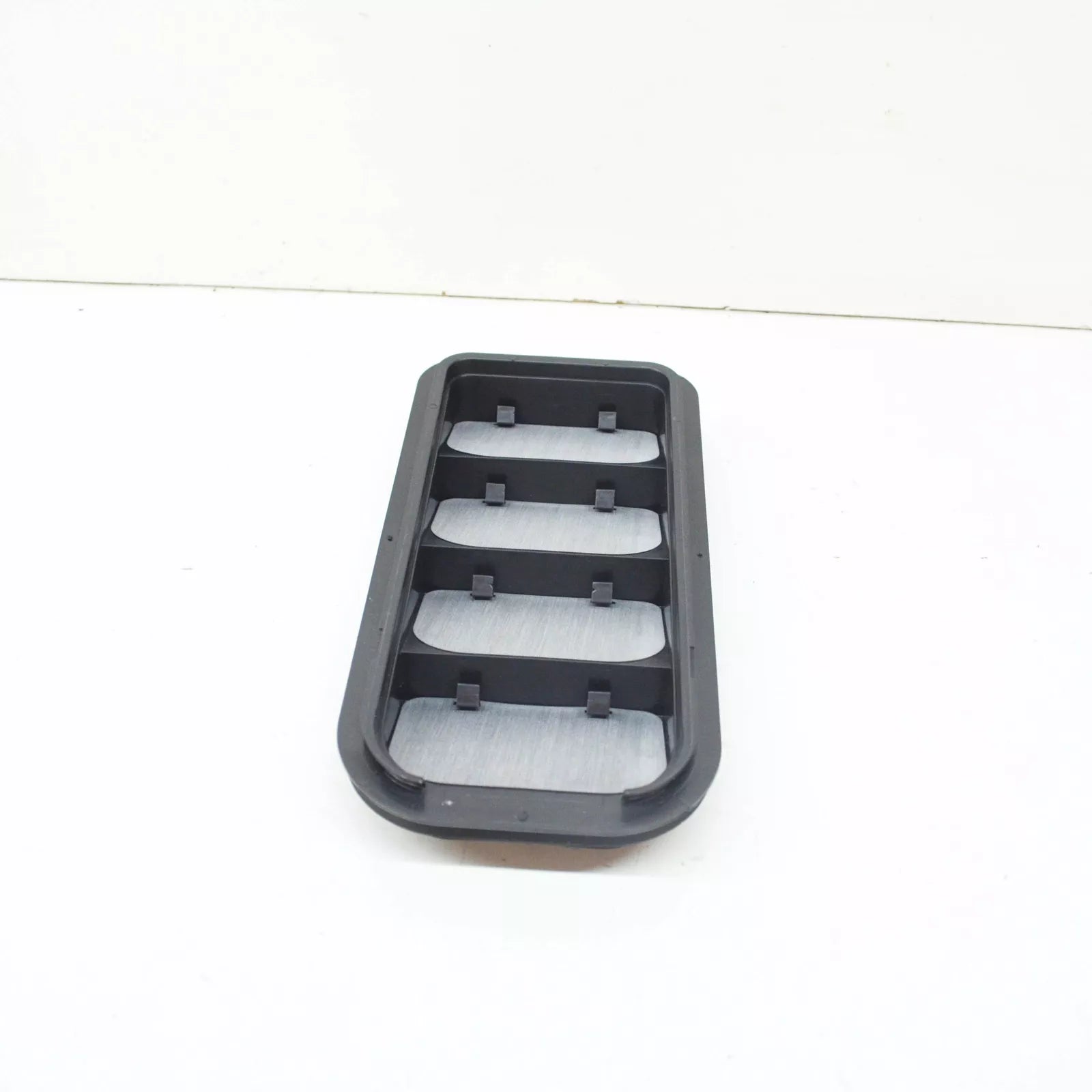 NEW AUDI A1 SPORTBACK GB REAR QUARTER PANEL VENT GRILLE 7N0819465F