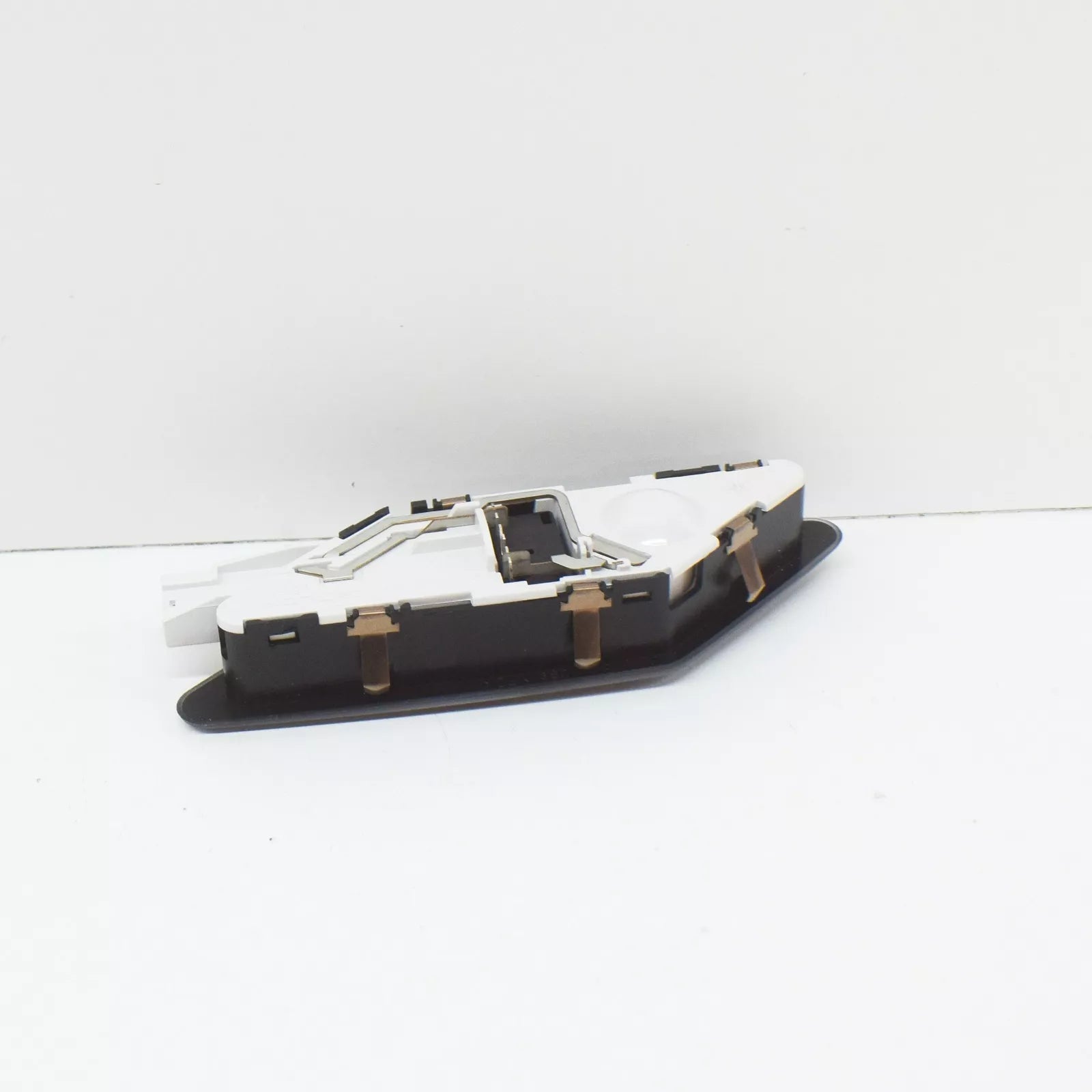 NEW BMW 3 E36 REAR LEFT INTERIOR READING LIGHT 63318376863 8376863 ORIGINAL