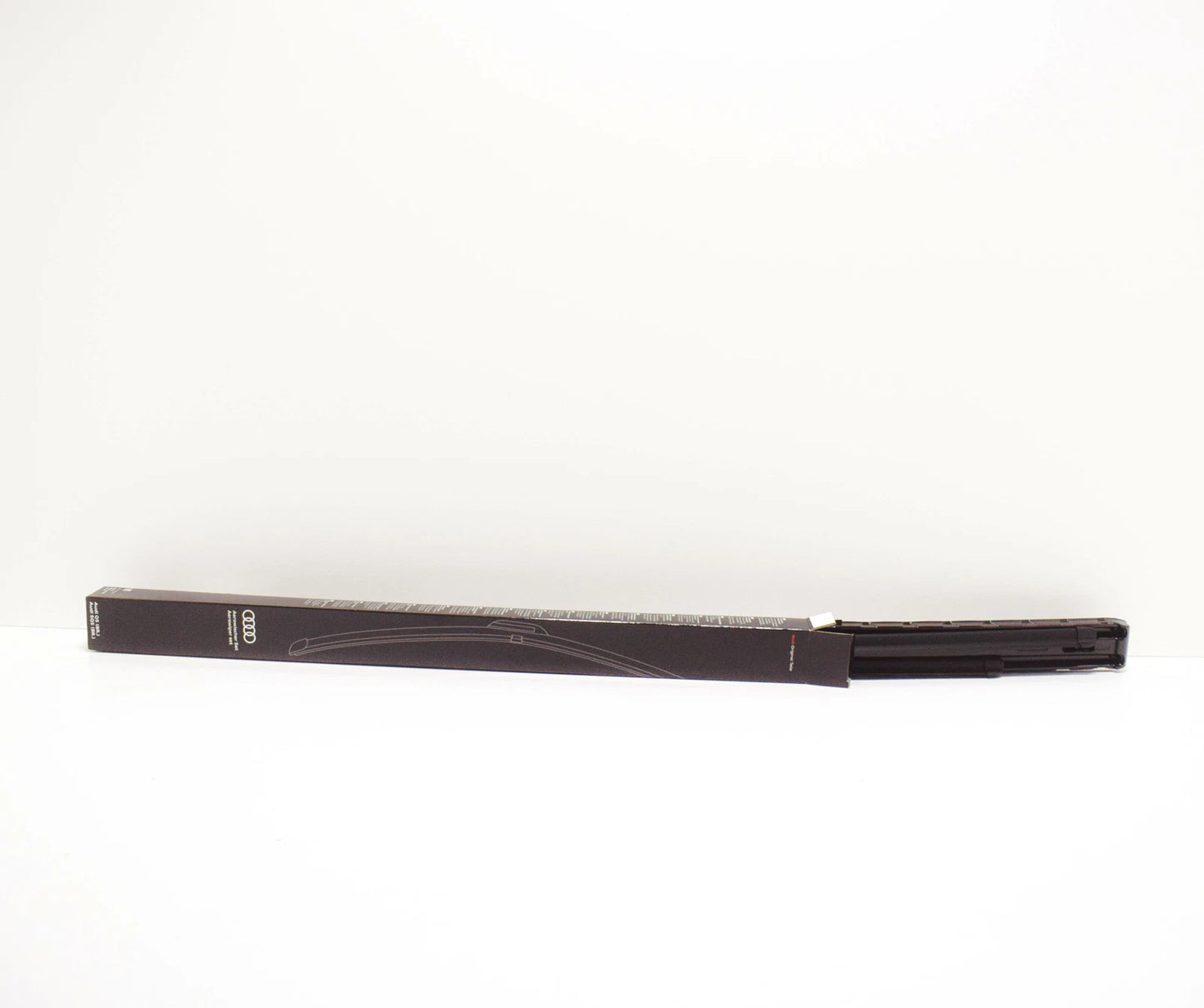 NEW AUDI Q5 8R FRONT WINDSCREEN WIPER BLADES SET LHD 8R1998002