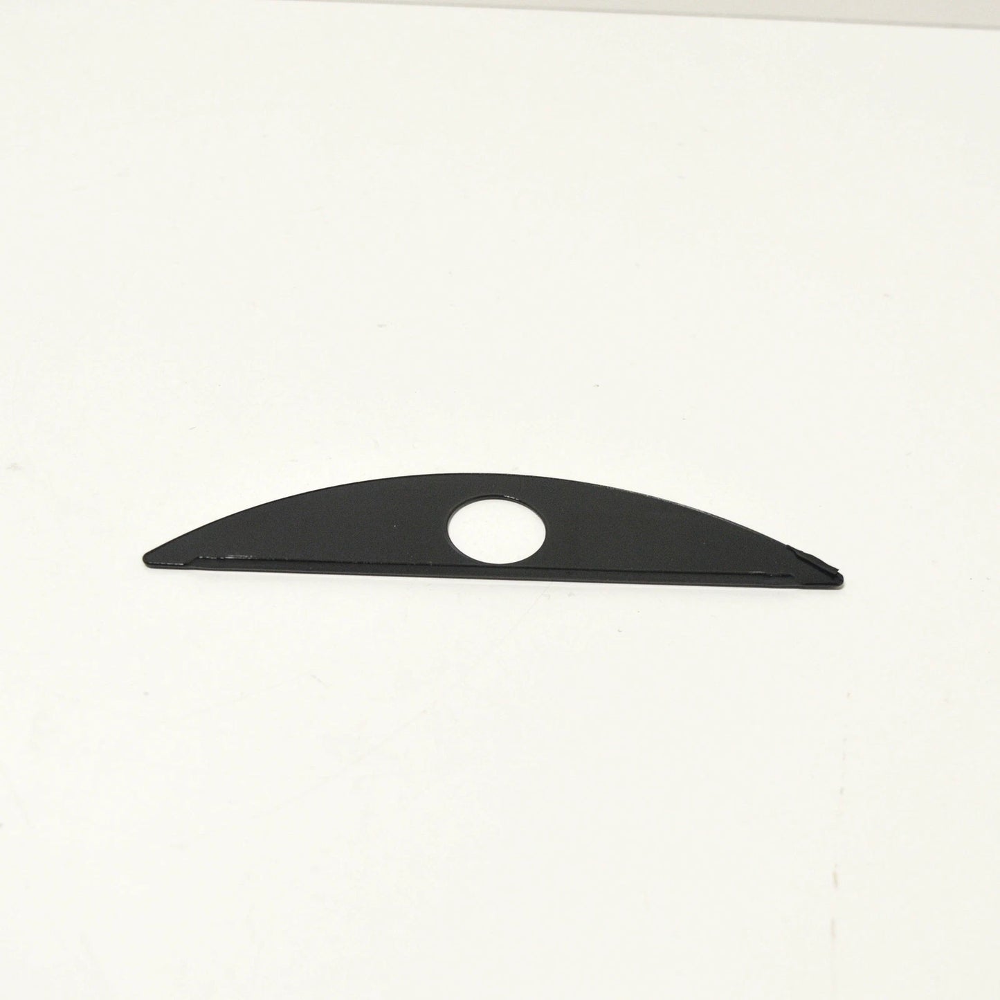 NEW MB E-CLASS W211 REAR WINDSHIELD LOWER GLASS COVER A211742013064