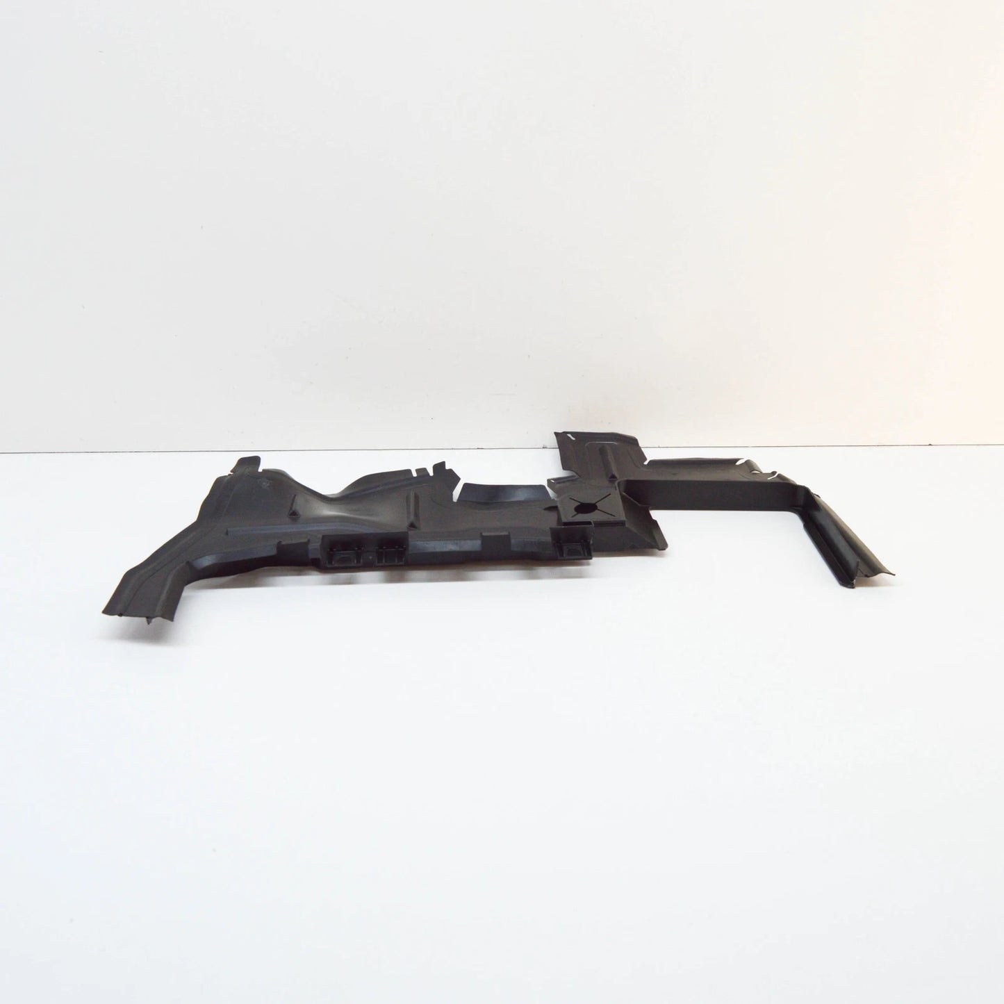 NEW AUDI A6 C7 RADIATOR LEFT AIR GUIDE 4G0121283AT