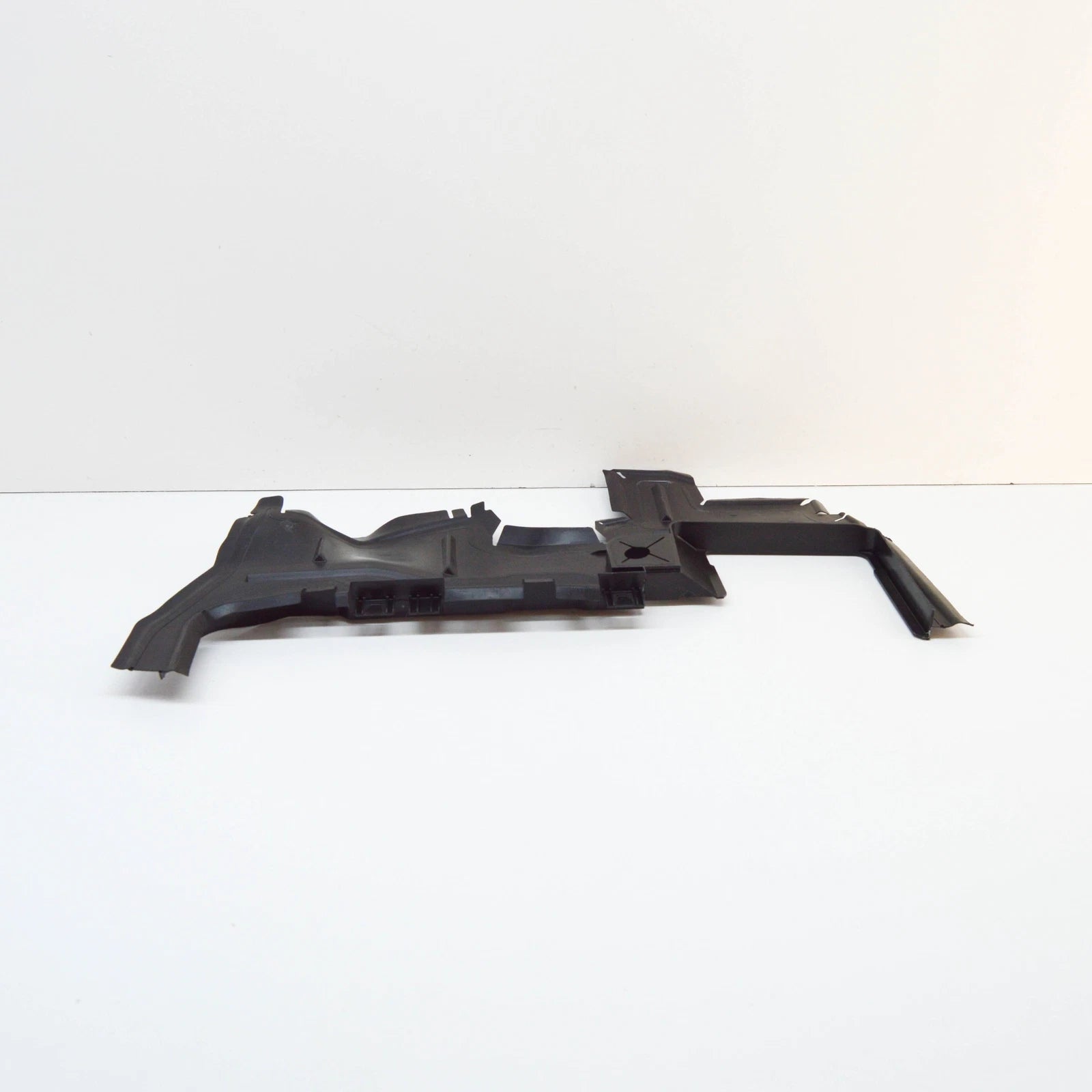 NEW AUDI A6 C7 RADIATOR LEFT AIR GUIDE 4G0121283AT