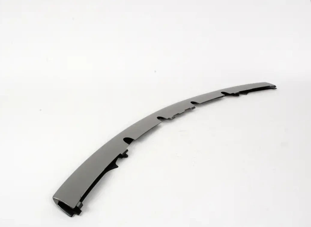 NEW BMW 3 CABRIO E46 FRONT BUMPER CENTER TRIM 51117016510 7016510 ORIGINAL