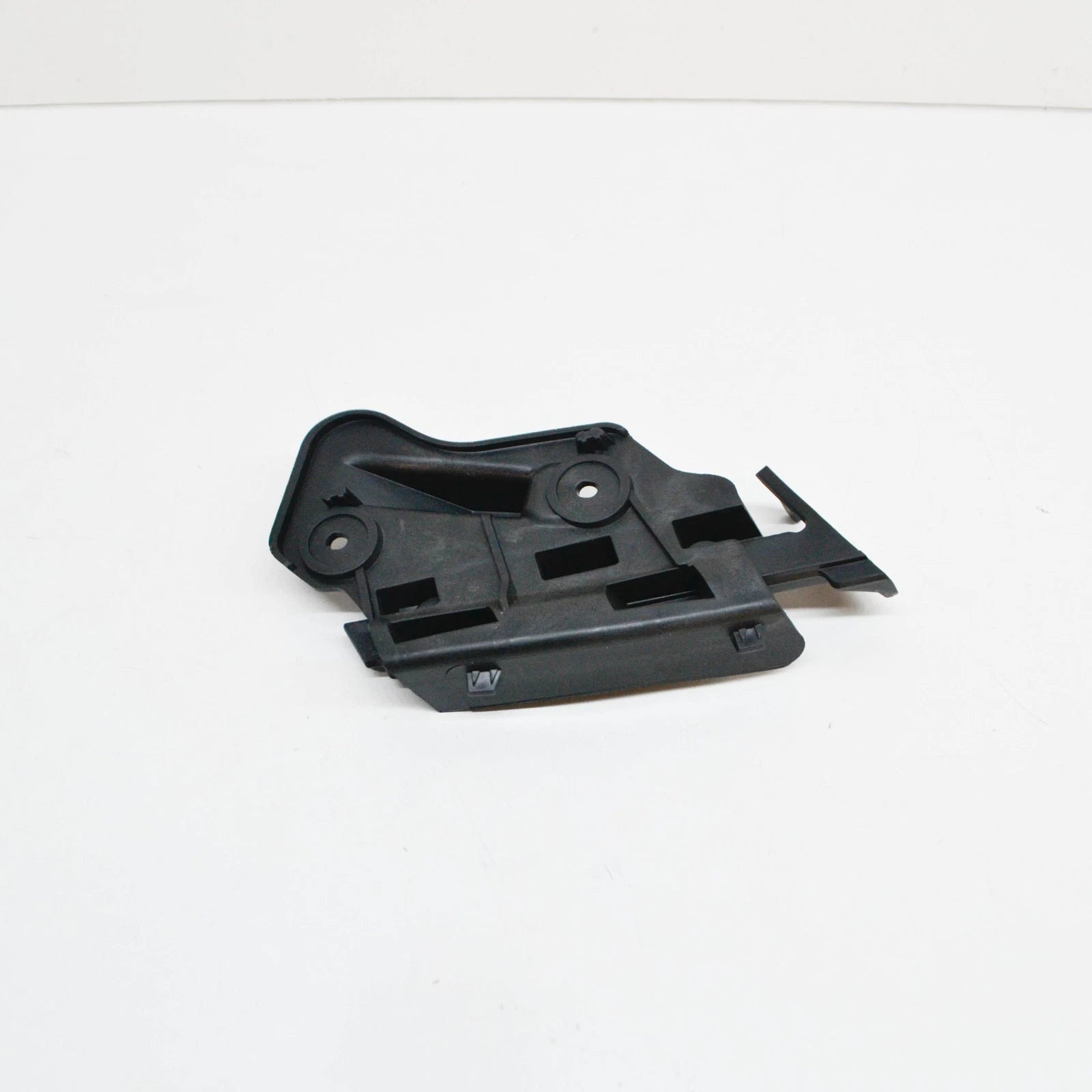 NEW VOLKSWAGEN GOLF PLUS FRONT LEFT BUMPER BRACKET 5M0807049 ORIGINAL