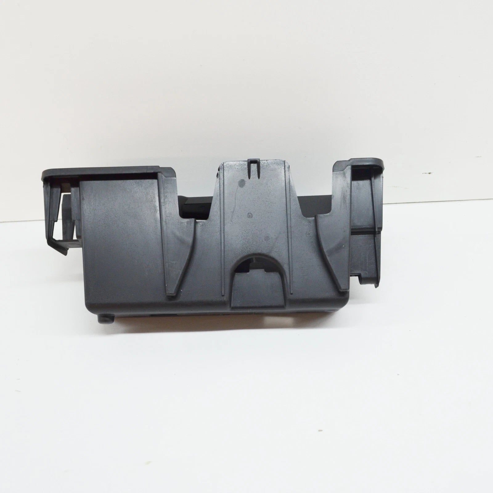NEW AUDI A4 B8 JACK RETAINER 8K9813685 ORIGINAL