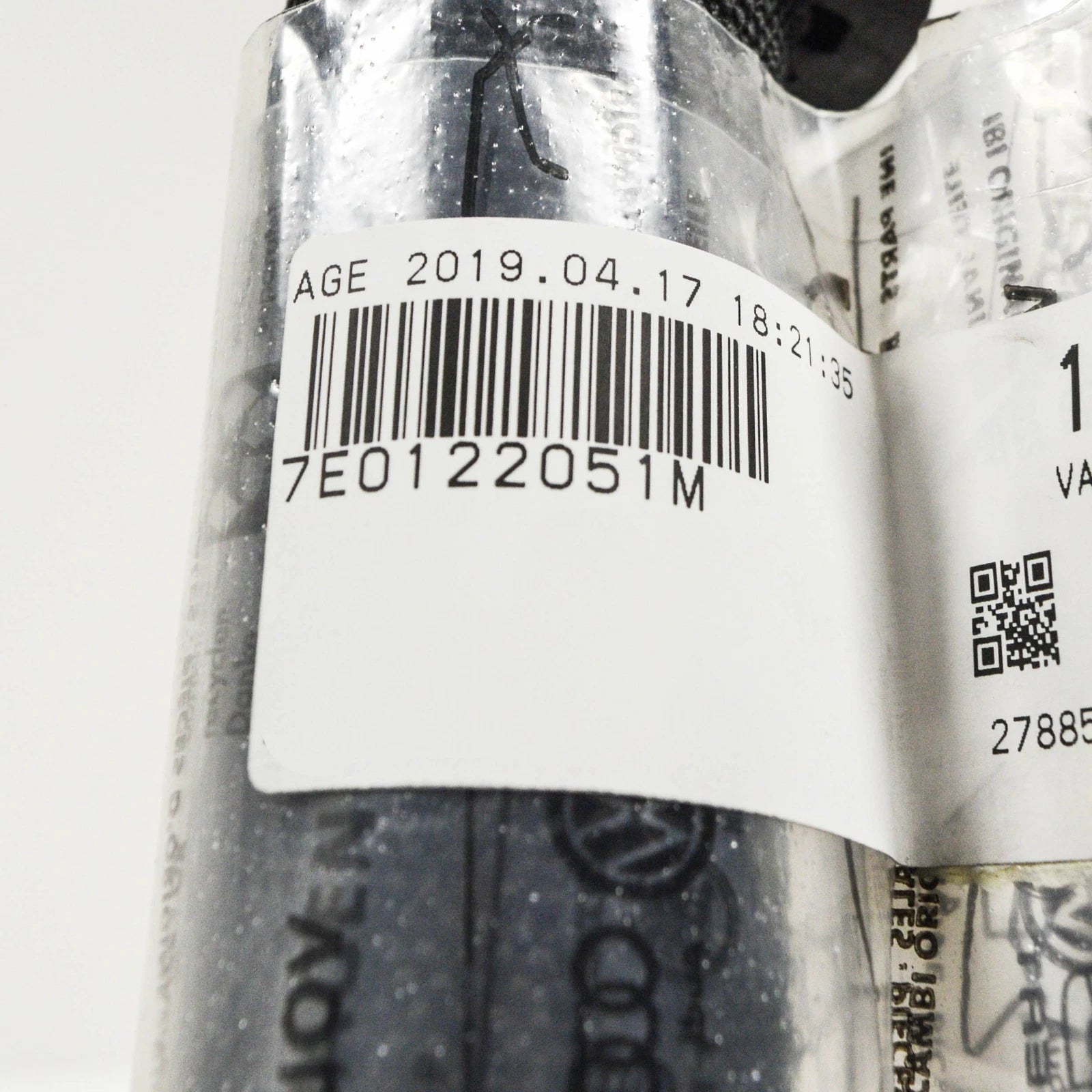 NEW VW TRANSPORTER T5 RETURN COOLANT HOSE 7E0122051M ORIGINAL