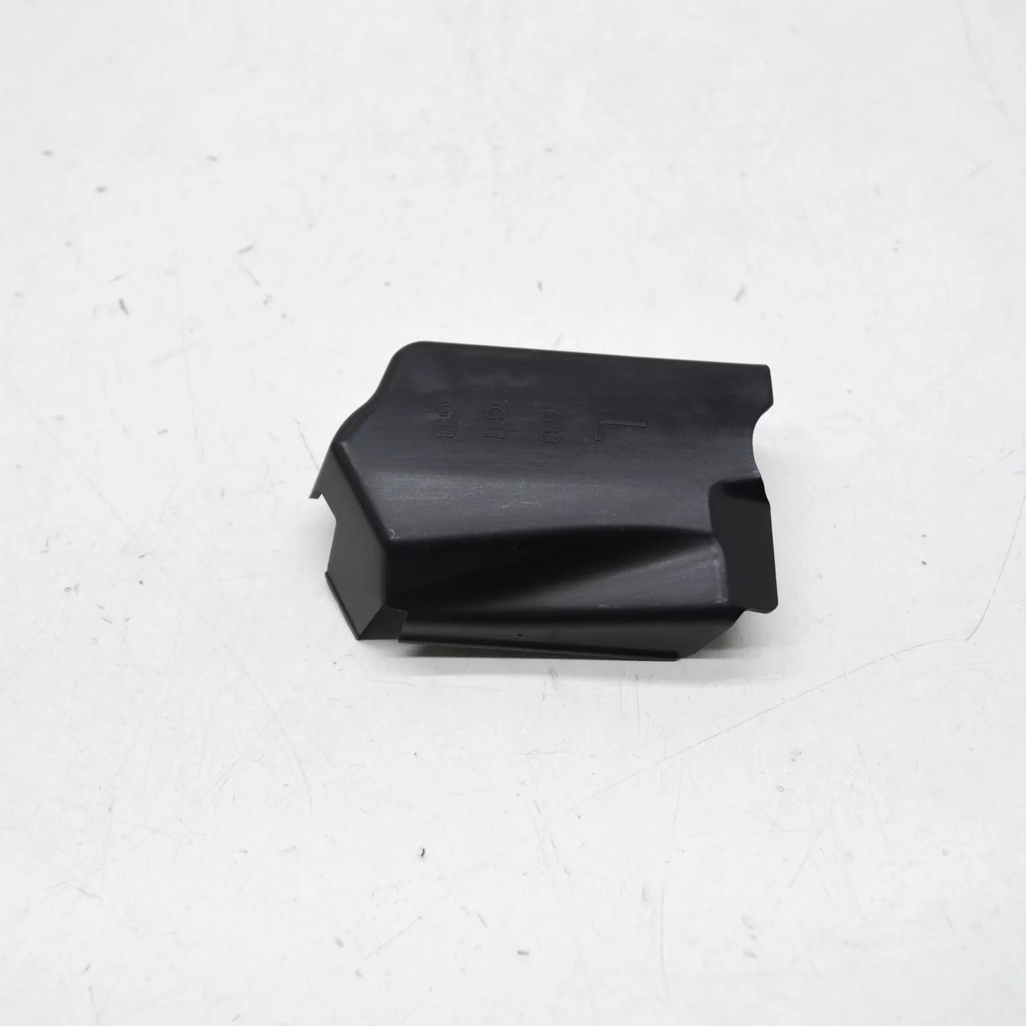 NEW BMW M5 F90 FRONT LOCK PANEL LEFT 51747407769 ORIGINAL