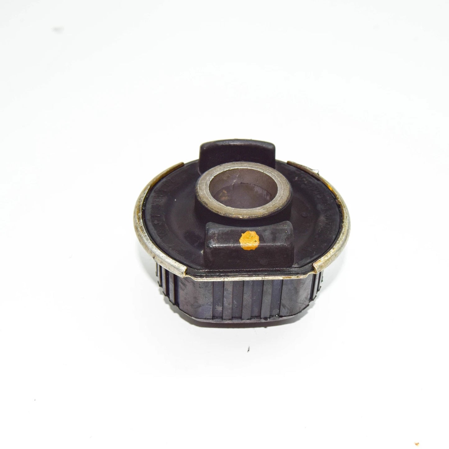NEW MERCEDES-BENZ SLK R172 REAR SUBFRAME RUBBER BUSHING A1713510142 ORIGINAL