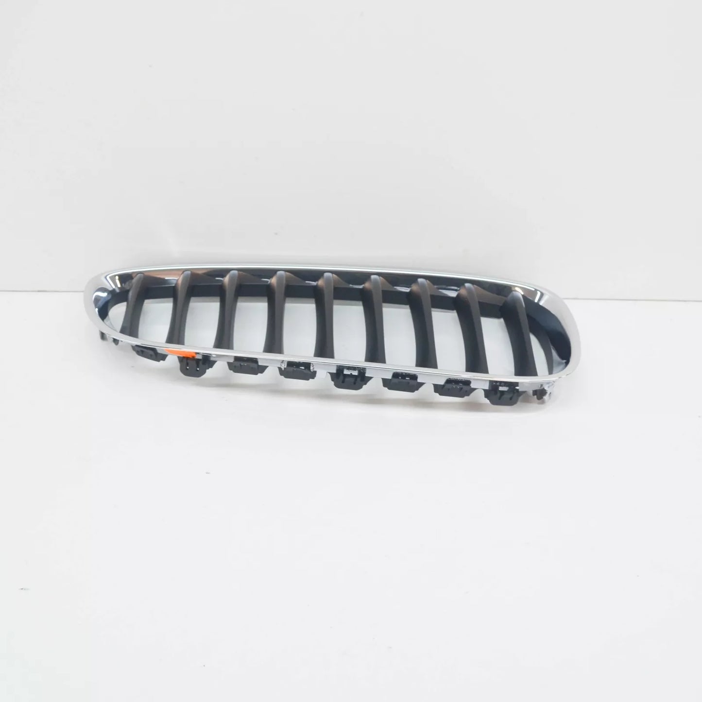 NEW BMW Z4 ROADSTER E89 FRONT RIGHT RADIATOR KIDNEY GRILLE 51137191510 ORIGINAL