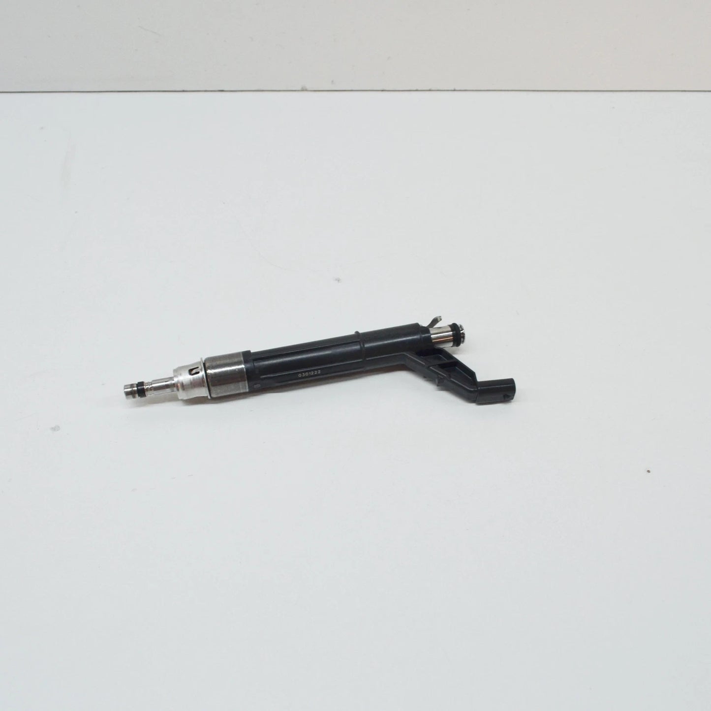 NEW AUDI Q7 4M FUEL INJECTOR 06M906036AE ORIGINAL