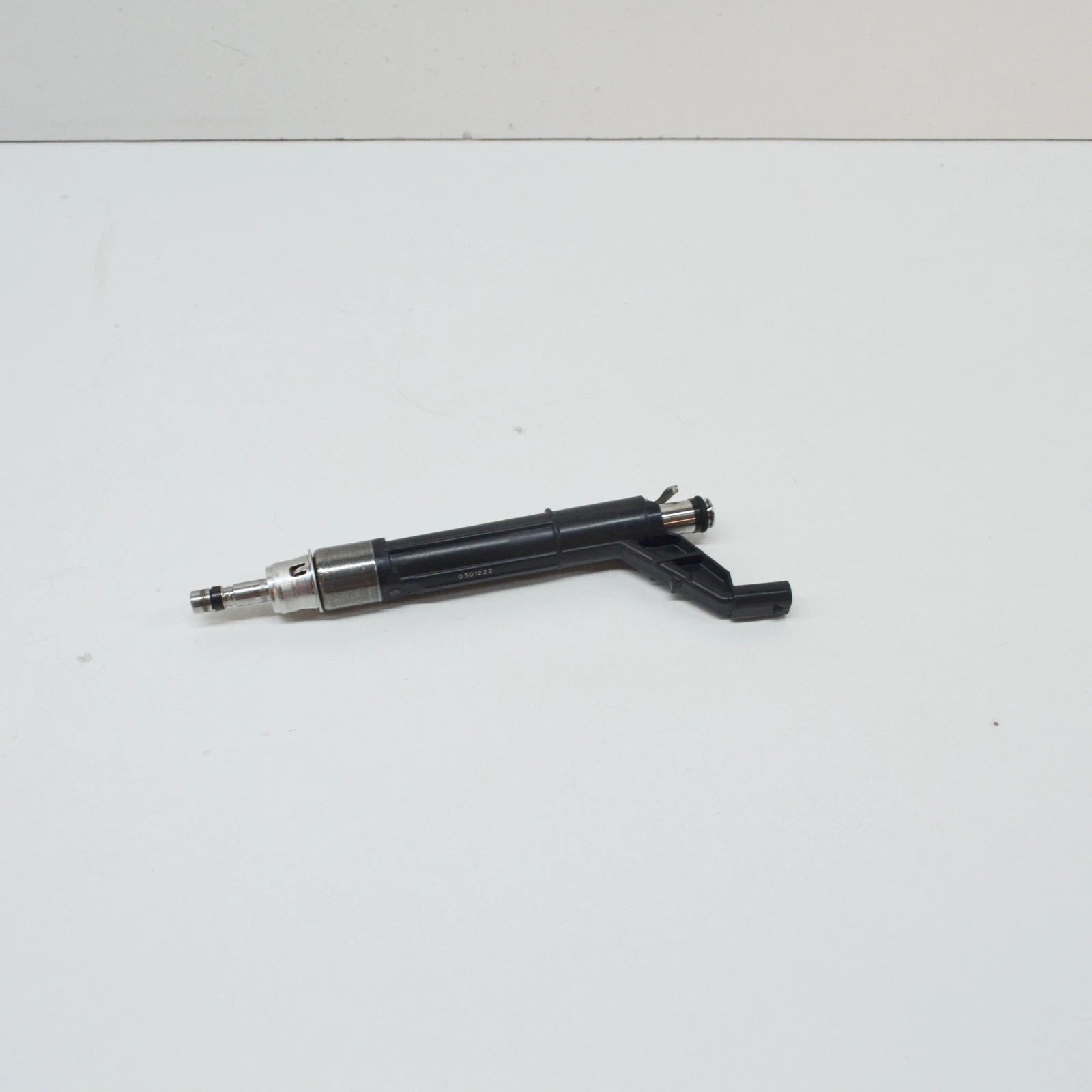 NEW AUDI Q7 4M FUEL INJECTOR 06M906036AE ORIGINAL