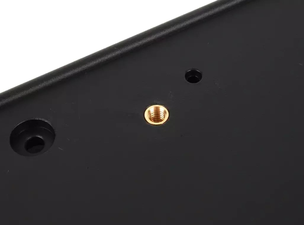 NEW BMW 3 E90 NUMBER HOLDER 51117143749 7143749 ORIGINAL